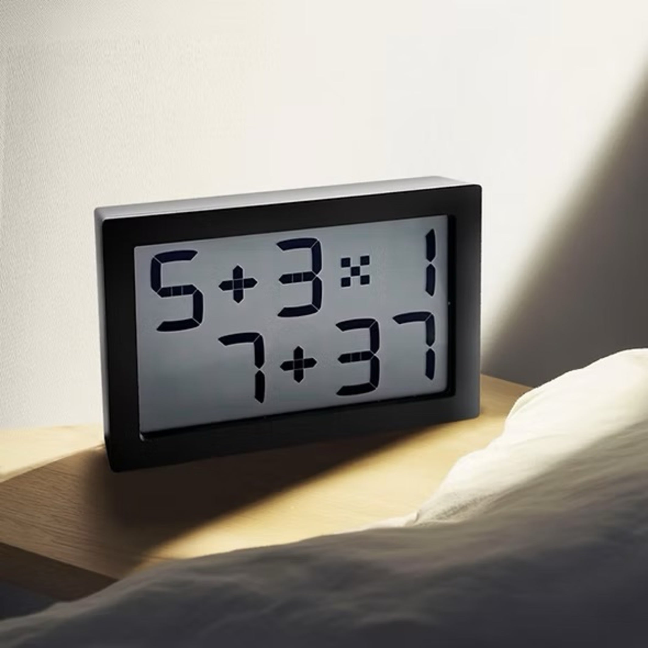 ALBERT MINI - Digital-Uhr - Albert Clock | Axel Schindlbeck | MNTNT