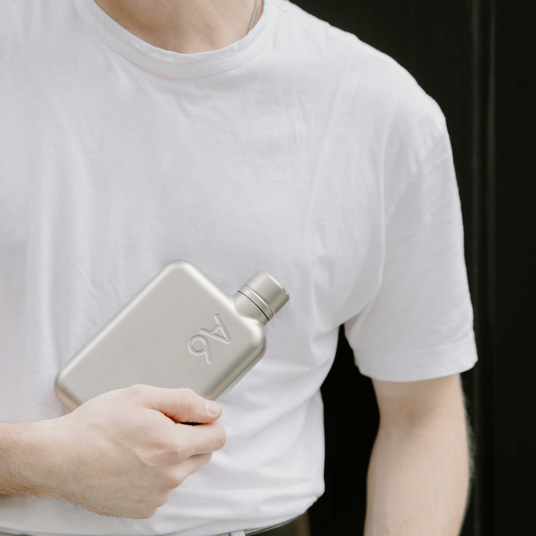 A6 Edelstahlflasche memobottle™ SATIN | flache wiederverwendbare TRINK- & WASSERFLASCHE | 500 ml