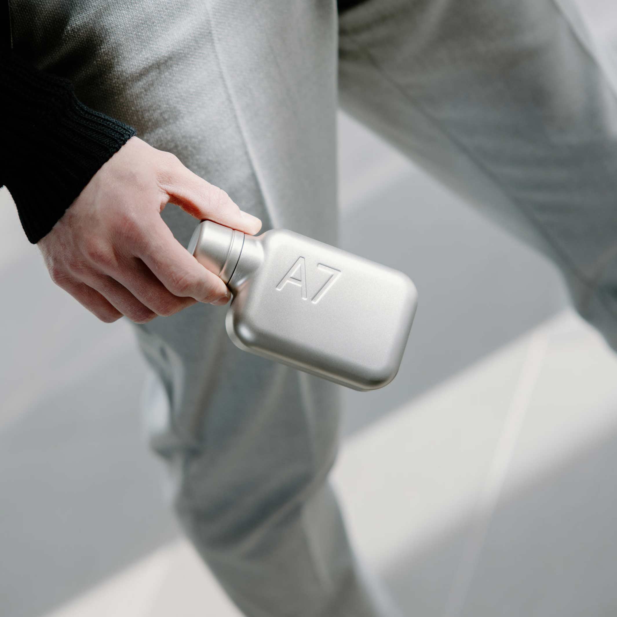 A7 Edelstahlflasche memobottle™ SATIN | flache wiederverwendbare TRINK- & WASSERFLASCHE | 250 ml