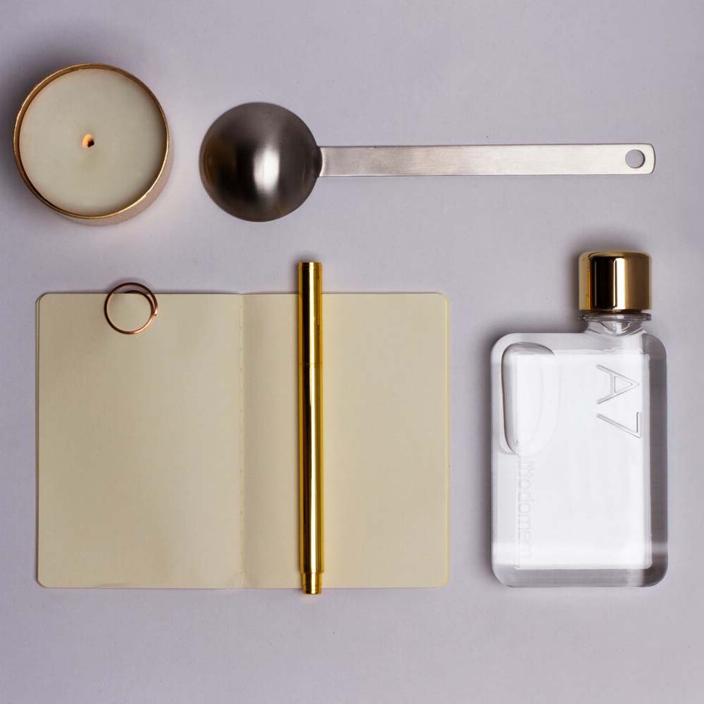 Bouteille mémo A7 | BOUTEILLE D'EAU ET DE BOISSON plate réutilisable | 180 ml