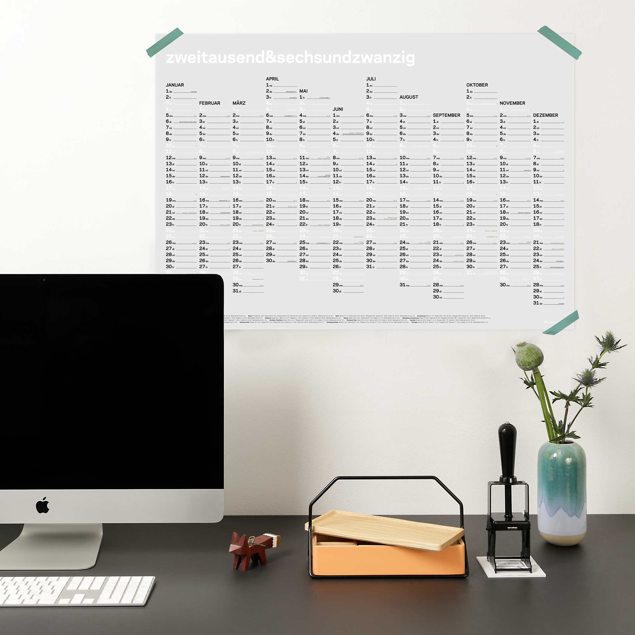zweitausend&sechsundzwanzig - JAHRES-WANDKALENDER 2026 - Weiss Schwarz Gold - A1 84×59 cm | rikiki