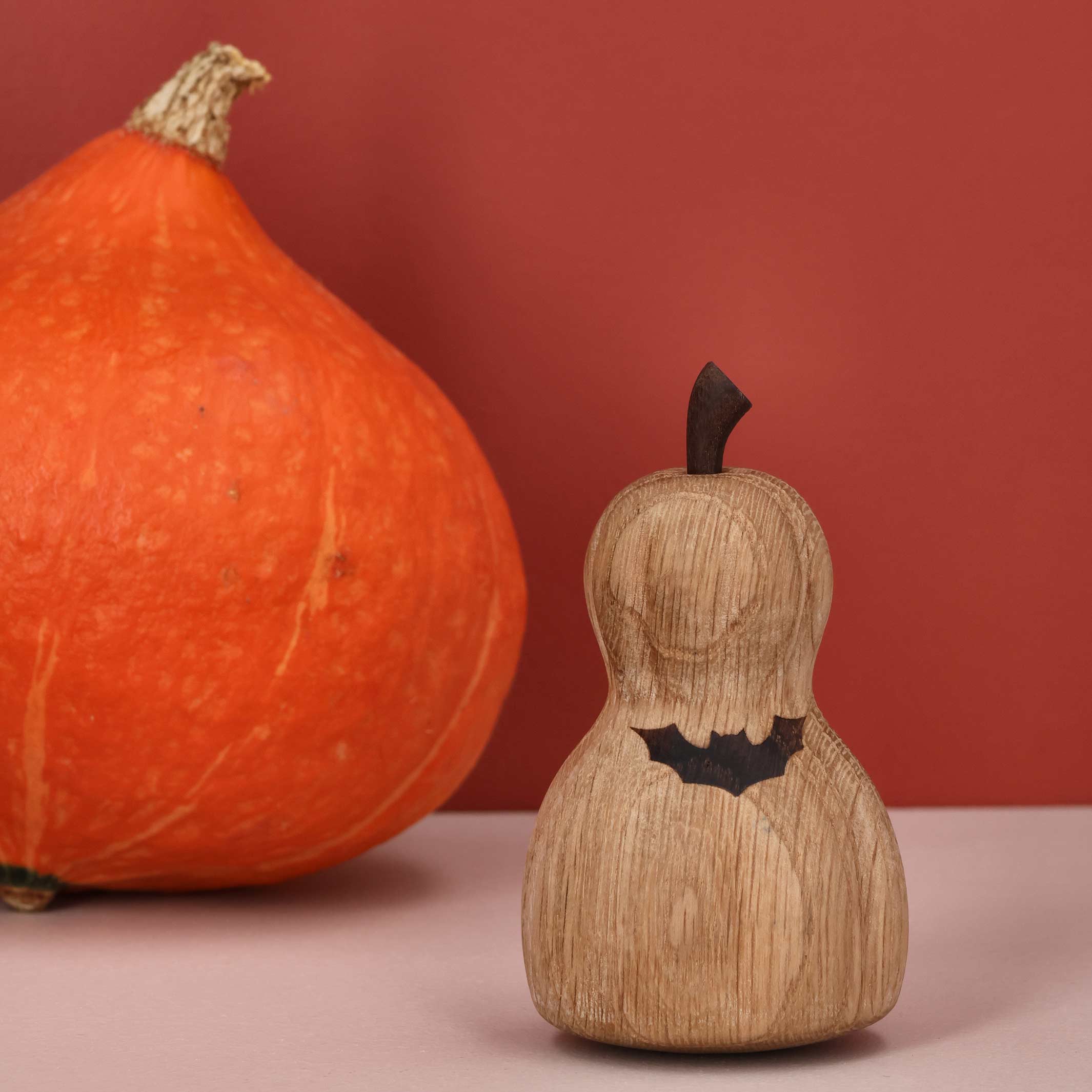 THE PUMPKIN - Decorative wooden Halloween Figurine - 10 cm high - Thor Høy | Spring Copenhagen