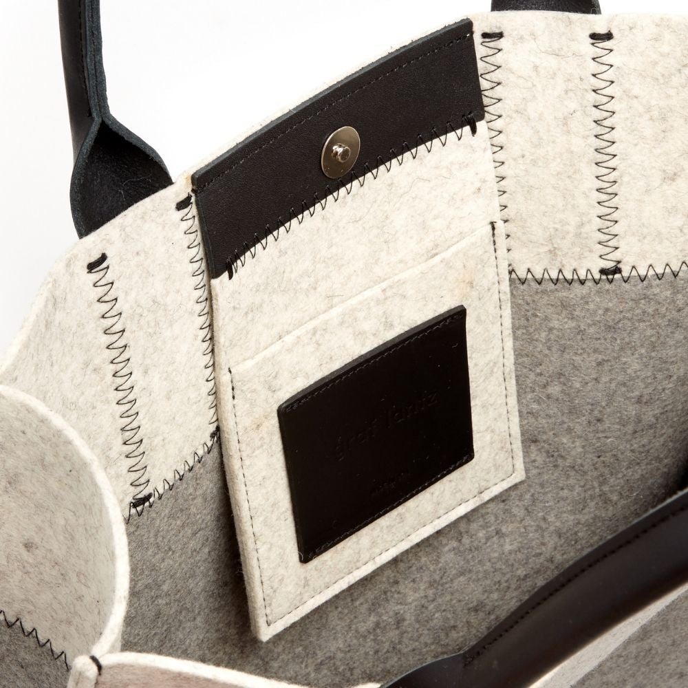 JAUNT | TOTE BAG | HANDBAG made of felt | Charcoal with alligator pattern & pistachio | Gräf & Lantz