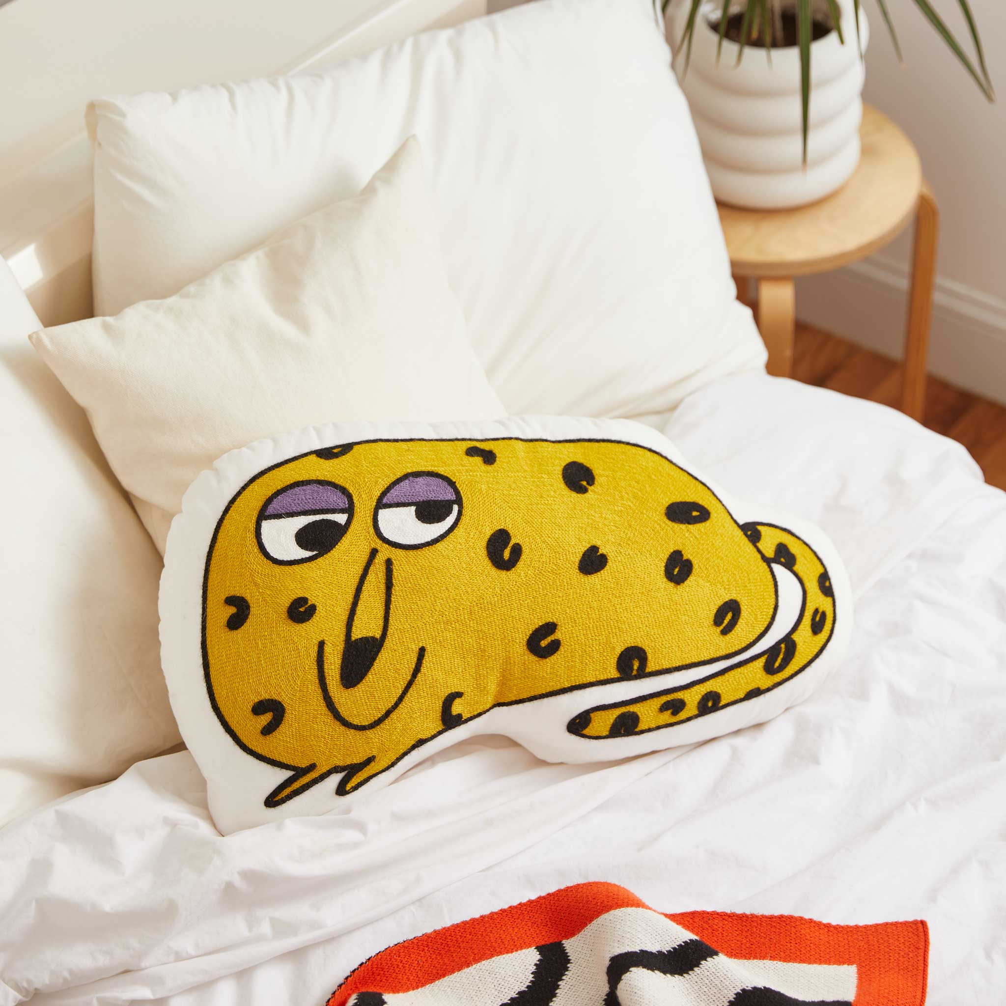 Aelfie pillows sales