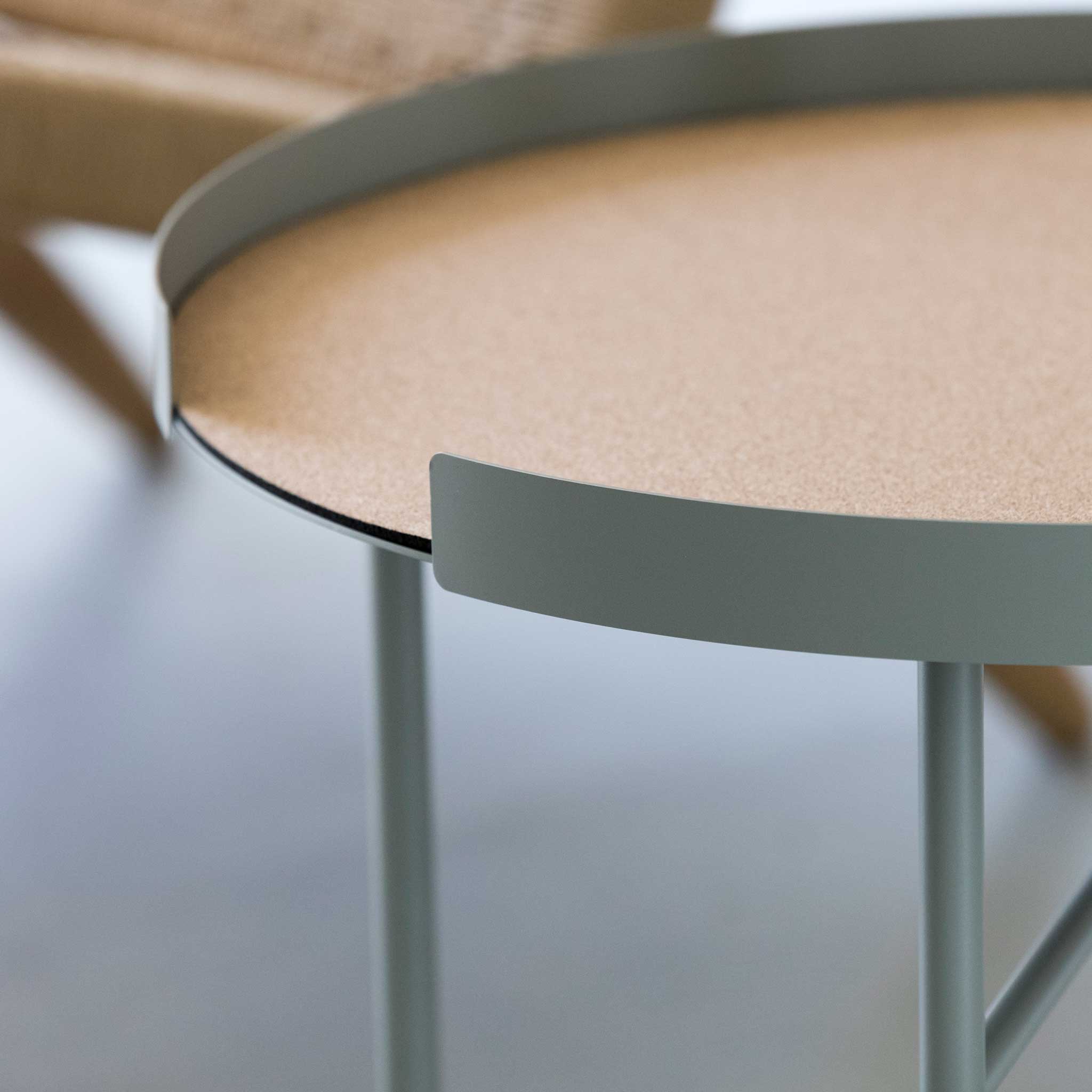 BIG HUG | runder BEISTELL- & KAFFEETISCH | Hans Thyge & Co | DesignBite - Charles & Marie
