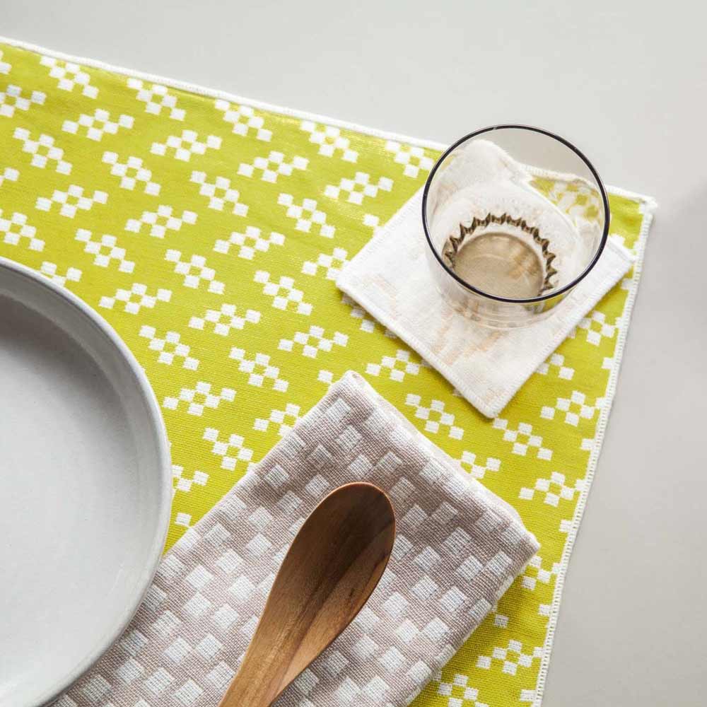 BITMAP TEXTILES | 4 GLASUNTERSETZER | Susan Kare | Areaware