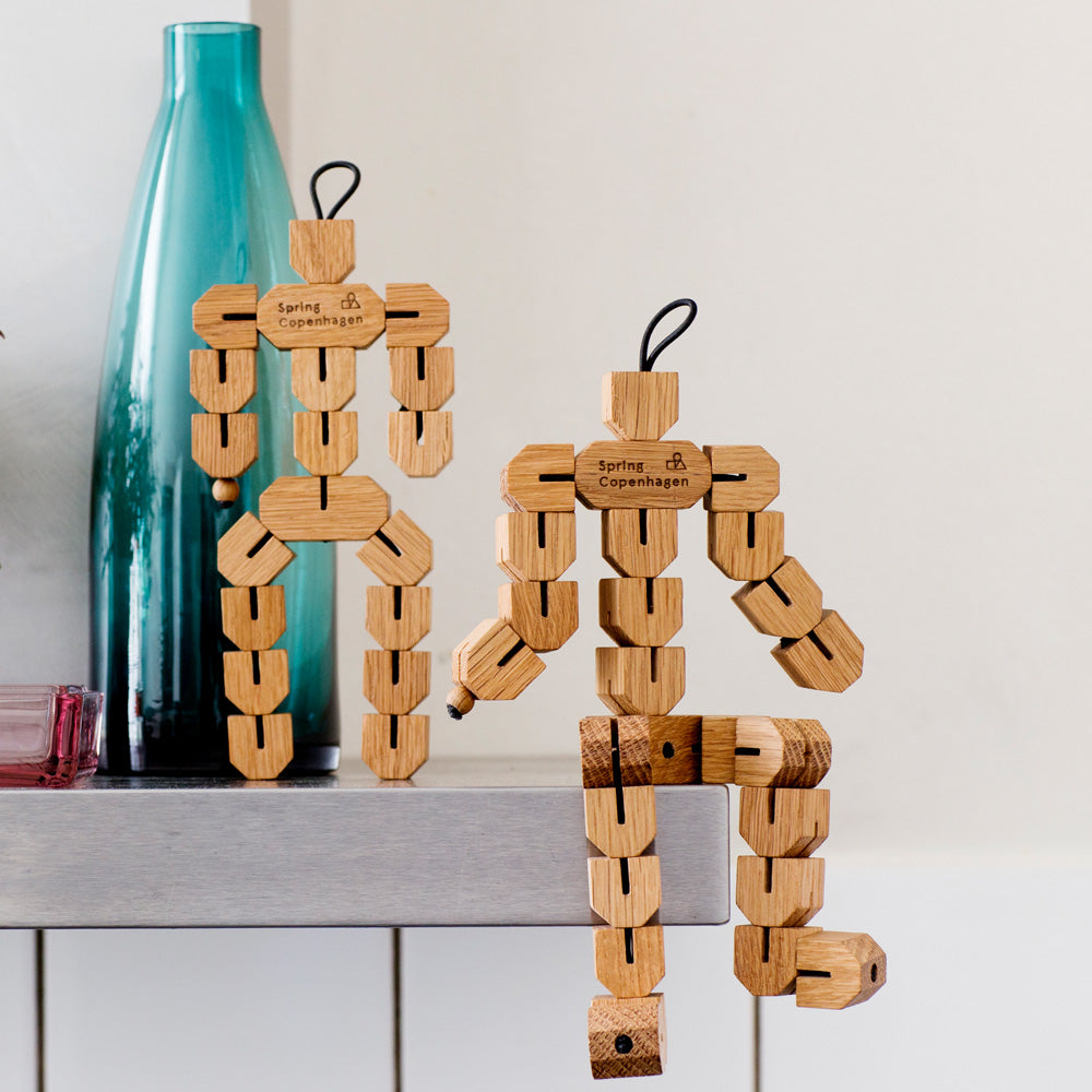 Small CLUMSY HANS | Kleiner TOPF-UNTERSETZER | 3D-Holzfigur | Nis Hauge | Spring Copenhagen - Charles & Marie