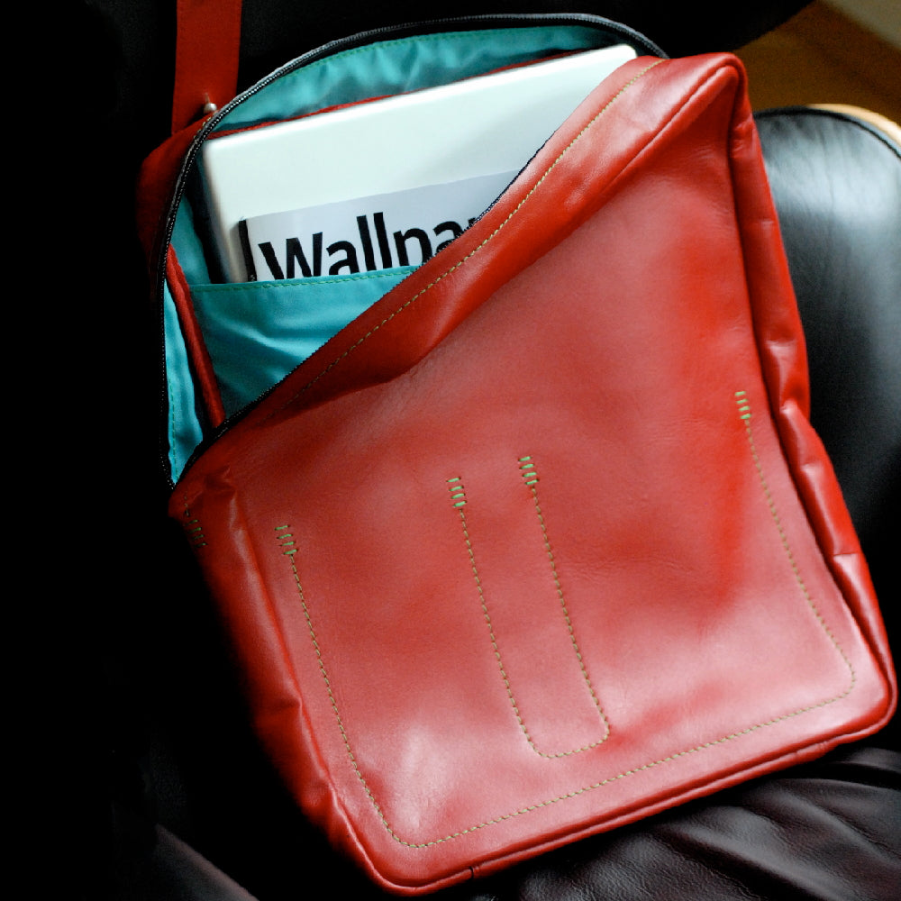 EVERYDAY BAG | LEDER-UMHÄNGETASCHE | Alfredo Haeberli | Colin's - Charles & Marie