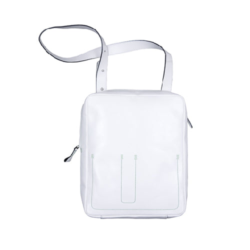 EVERYDAY BAG | LEDER-UMHÄNGETASCHE | Alfredo Haeberli | Colin's - Charles & Marie