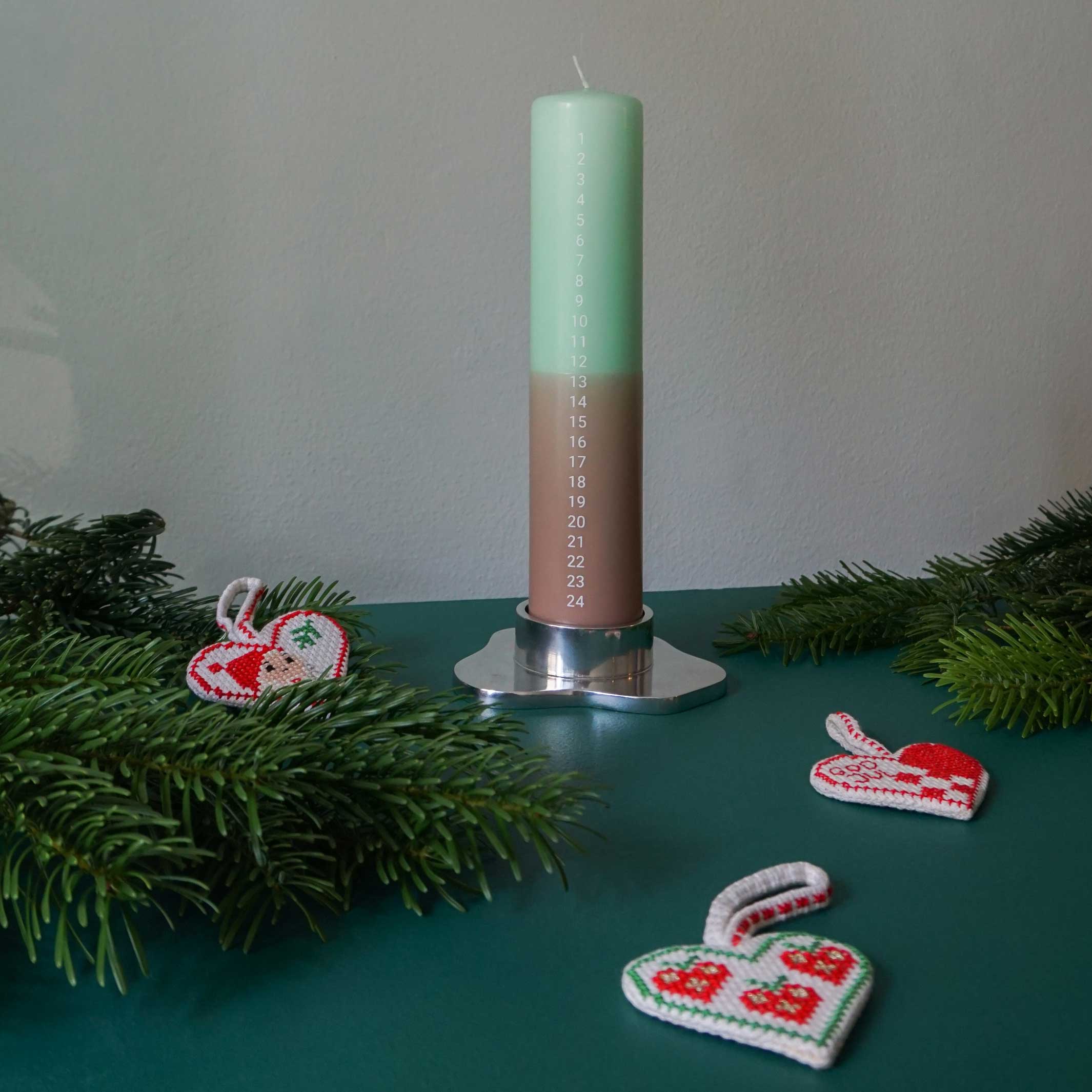 CALENDAR LIGHT NO. 1 | Advent & Weihnachts-Countdown KERZE | mint beige | FindersKeepers