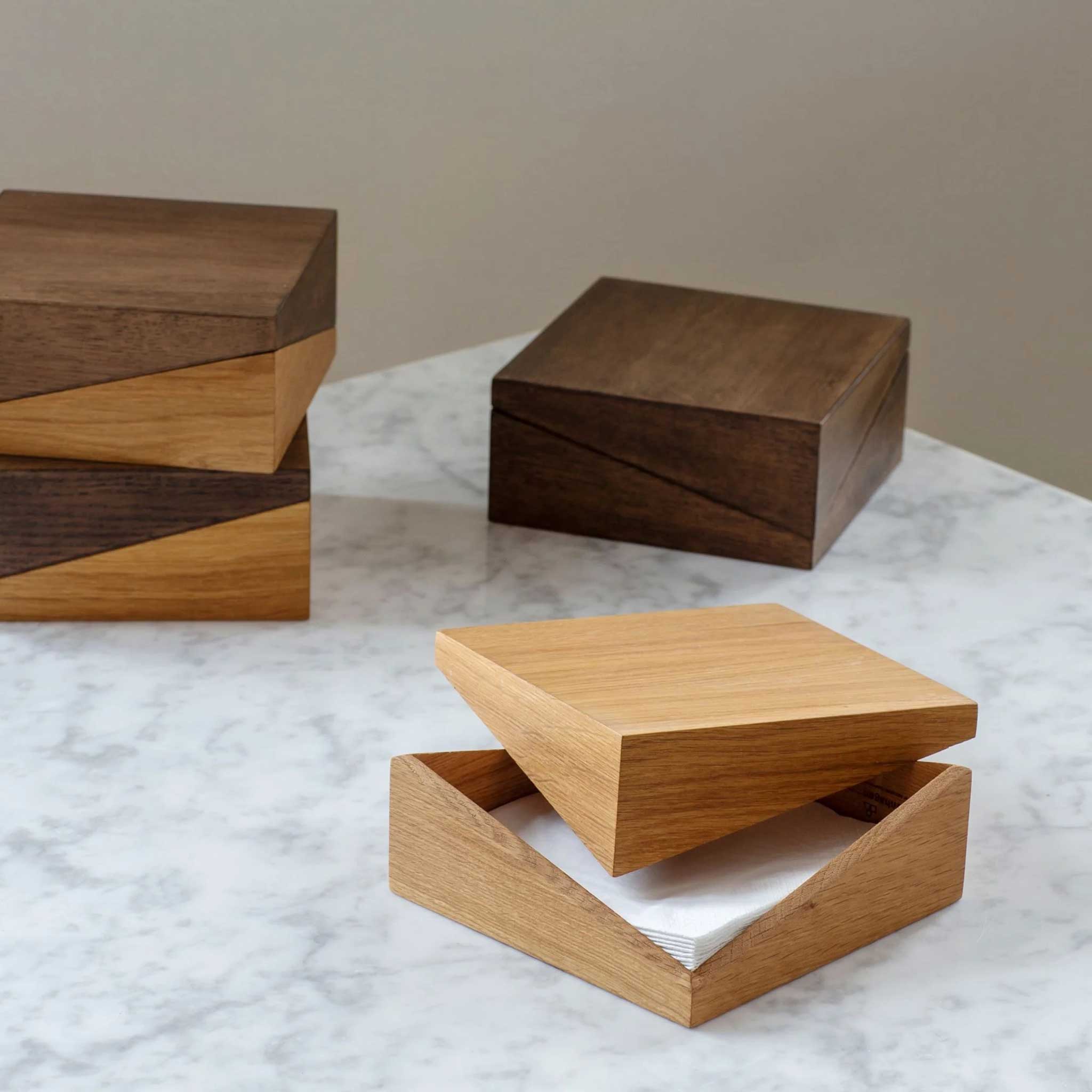 DIPLO | CAISSE EN BOIS 2 parties | studiobaki | Spring Copenhagen