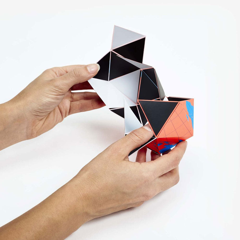 DYMAXION | faltbarer GLOBUS | Brendan Ravenhill | Areaware