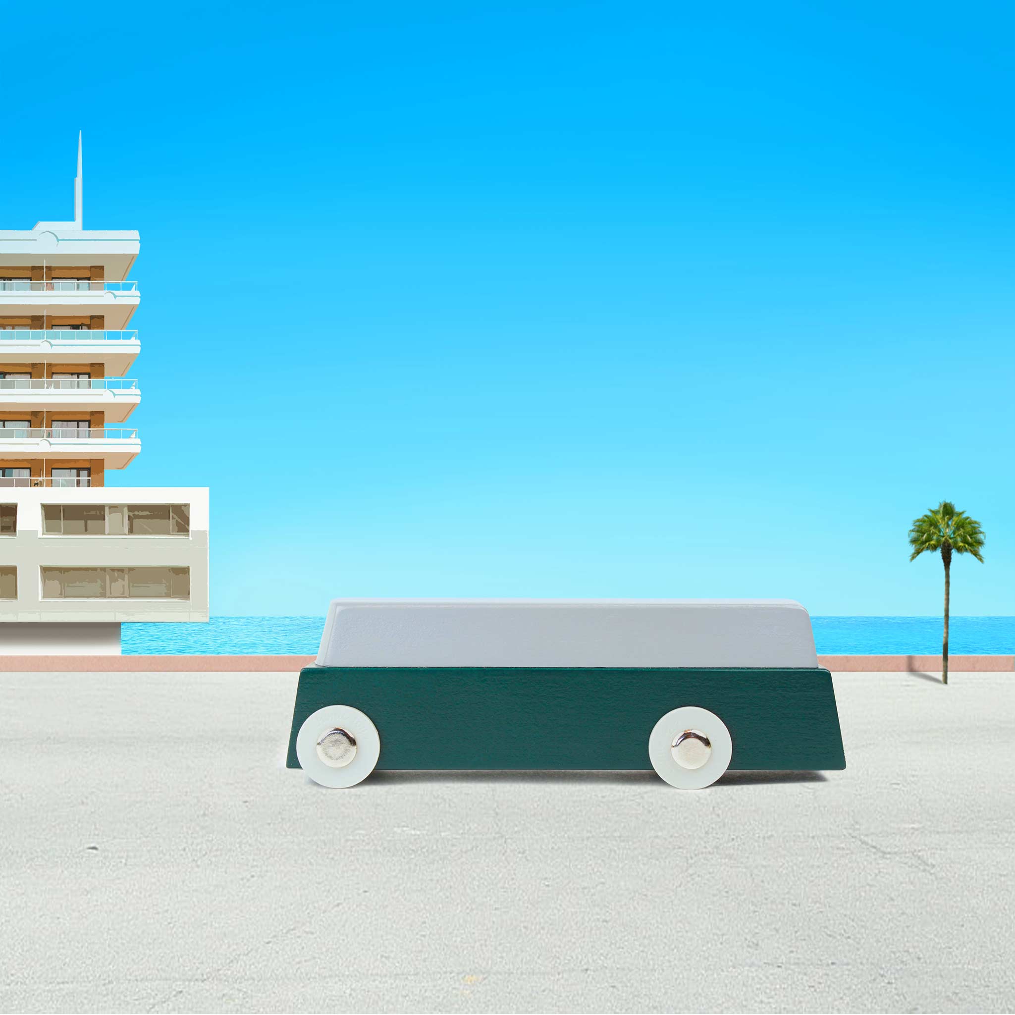 DUOTONE CAR VAN #4 | Design-SPIELZEUGAUTO aus Holz | Floris Hovers | Ikonic