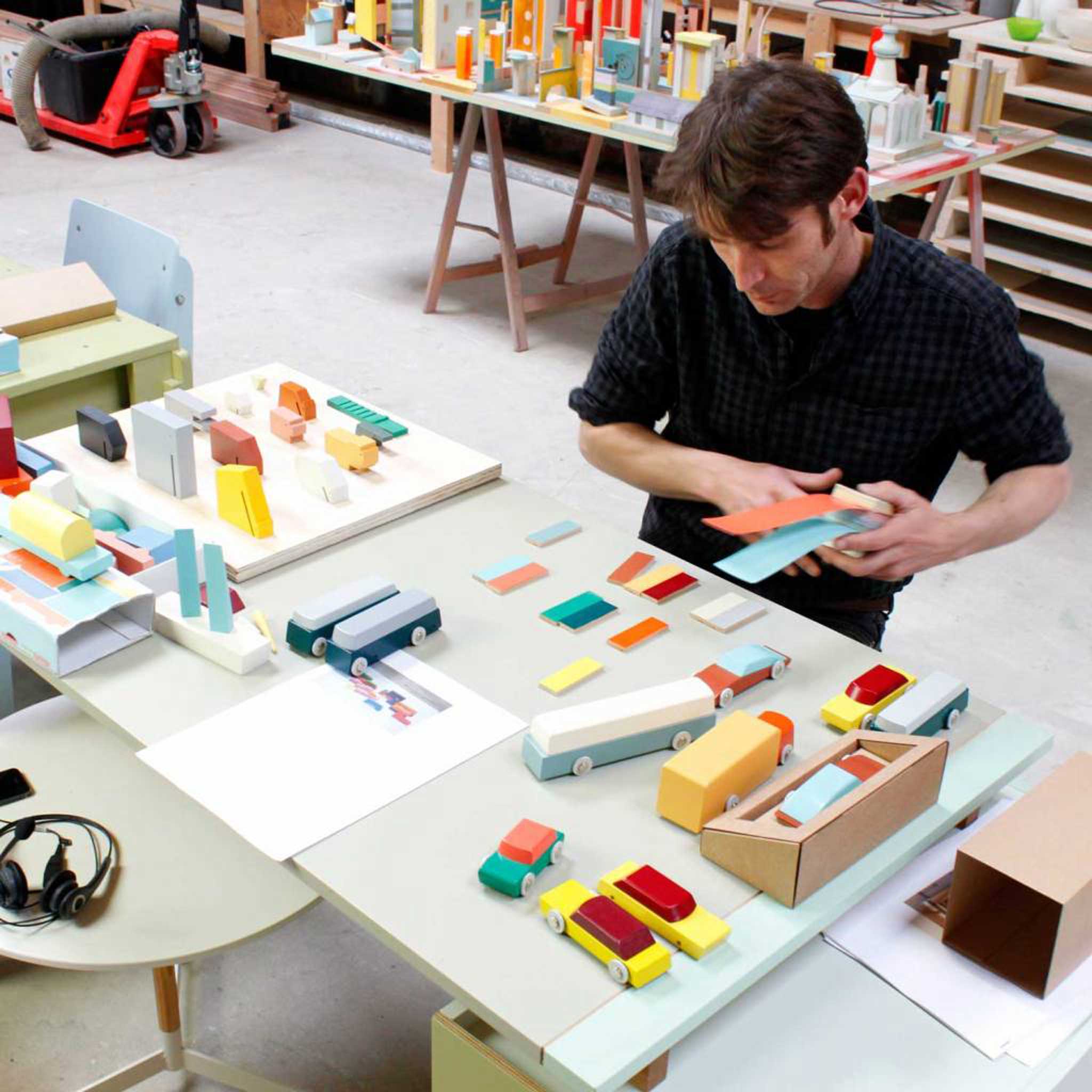 FOURGON DE VOITURE DUOTONE #4 | VOITURE JOUET design en bois | Floris plane | Iconique