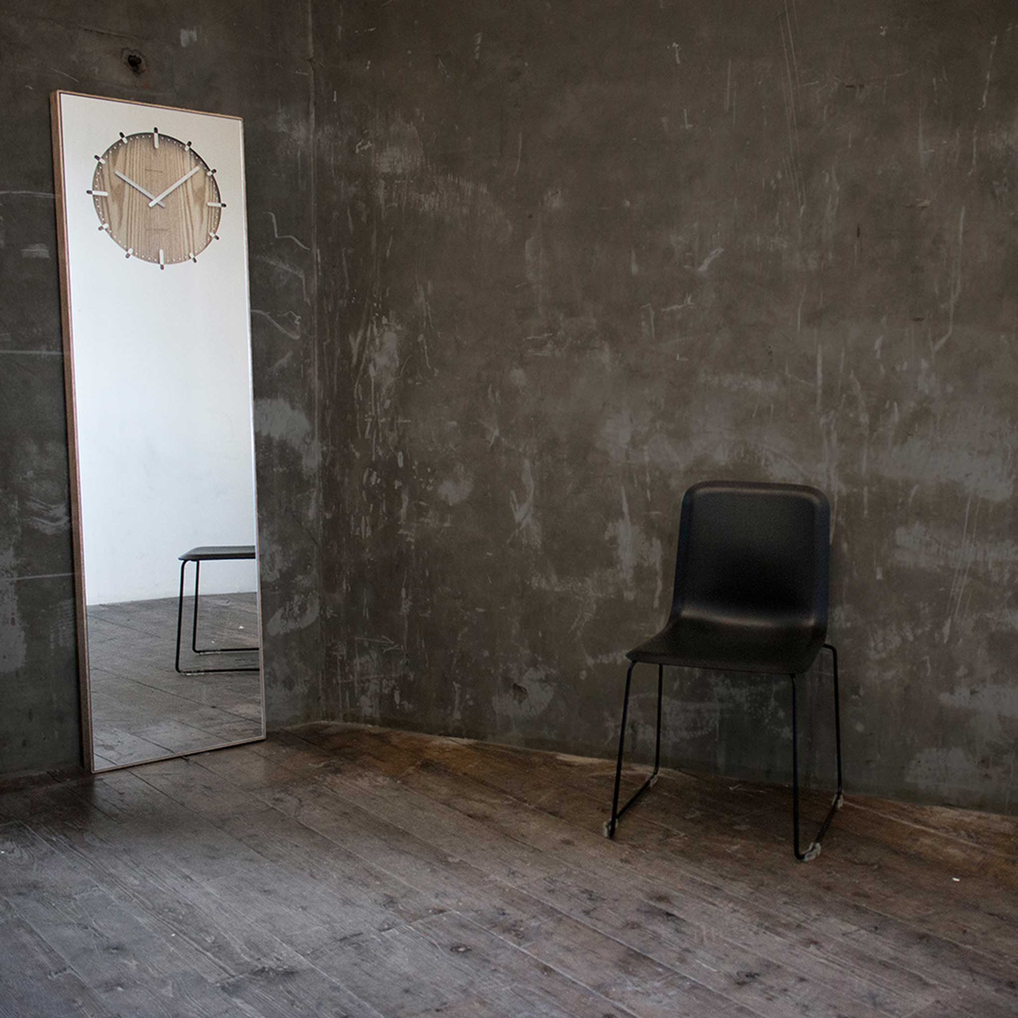 INVERS | SPIEGEL & WANDUHR | Eiche | Richard Hutten | Leff Amsterdam - Charles & Marie