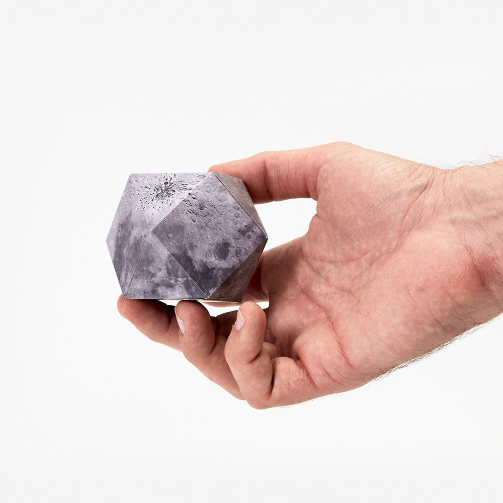 DYMAXION | pliable GLOBE | Brendan Ravenhill | Sont conscients