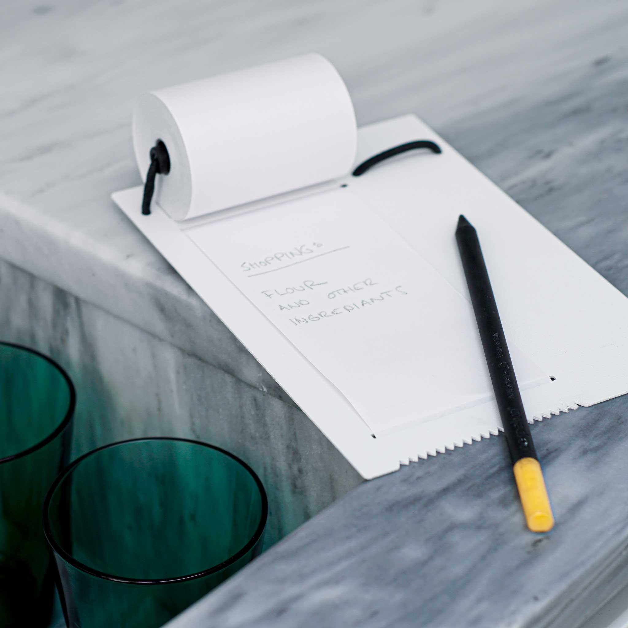 NOTE ROLLER | NOTIZROLLENHALTER & SCHREIBBOARD m. Notizrolle | Roman Luyken | Peppermint Products - Charles & Marie