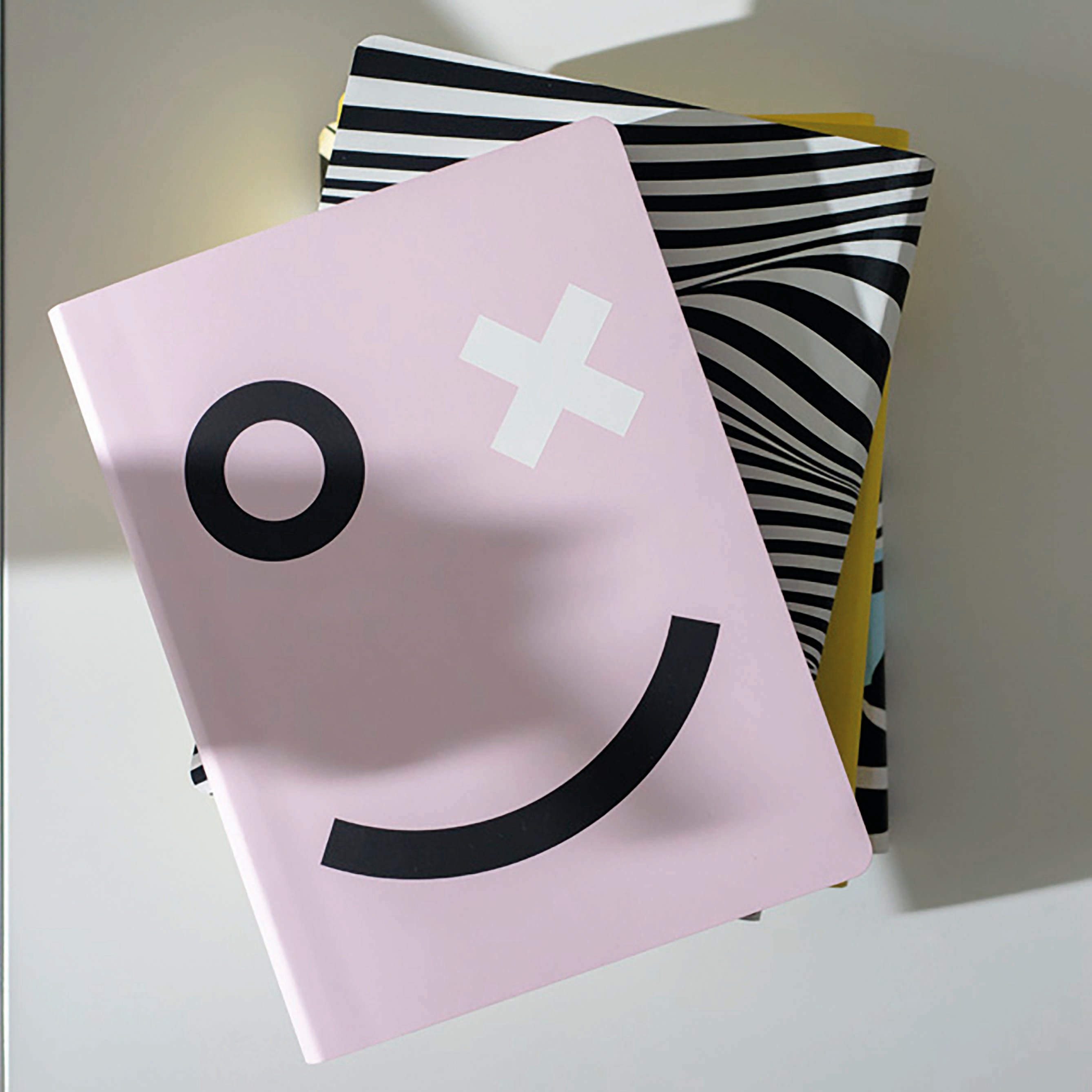 OX | GRAPHIC L series | rose NOTEBOOK | Nuuna