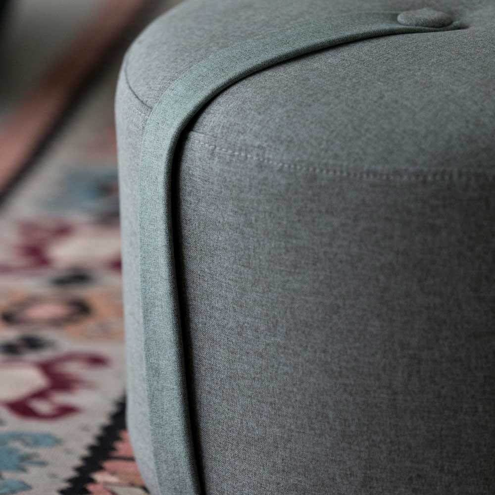 BIG HUG | runder POUF SITZHOCKER | Hans Thyge & Co | DesignBite - Charles & Marie