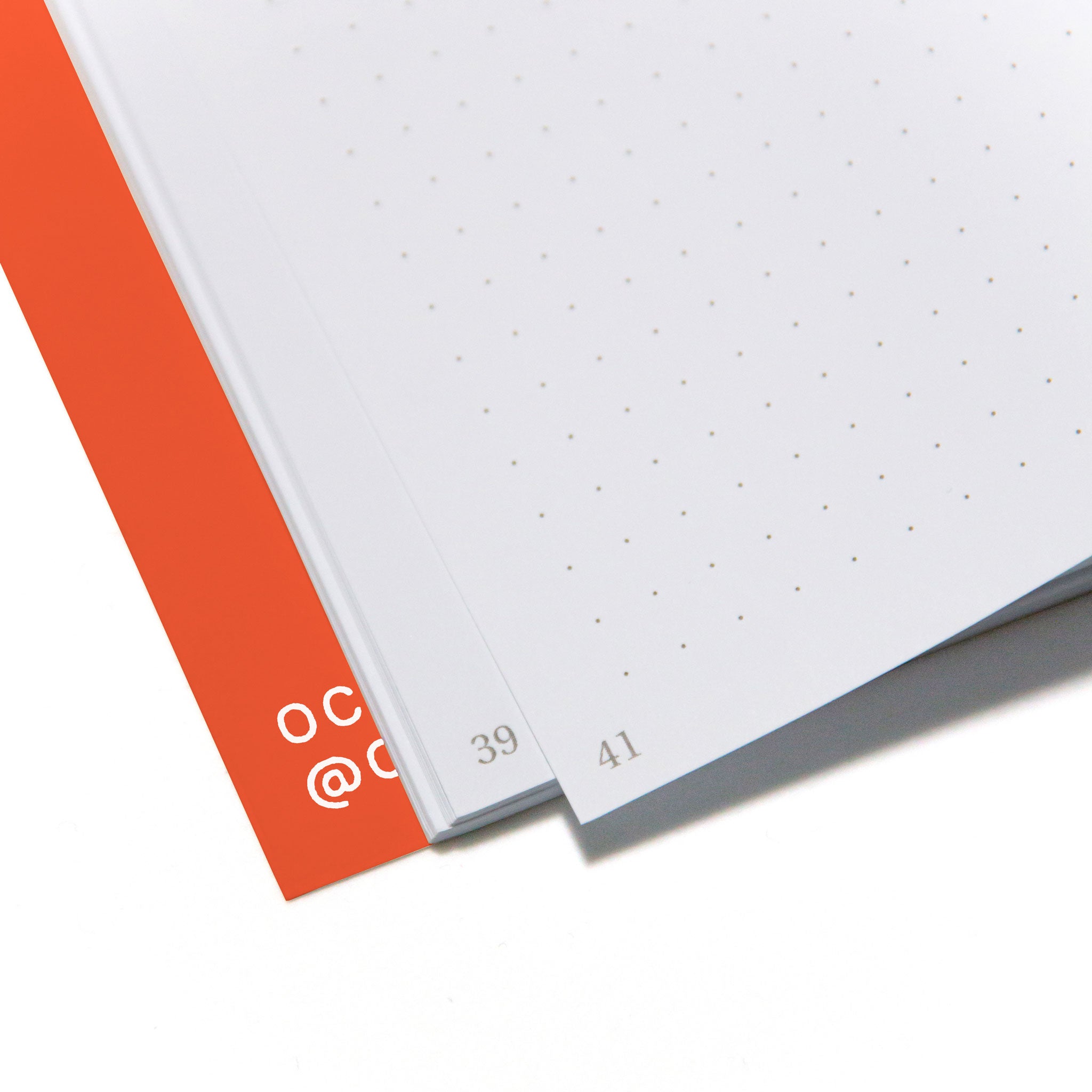 PRIVATE | Oranges NOTIZBUCH | A5 mit Punktraster | Octàgon Design - Charles & Marie