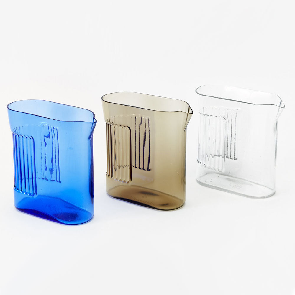 RIDGE KITCHEN PITCHER | GLAS-KARAFFE | Visibiltiy | Areaware - Charles & Marie