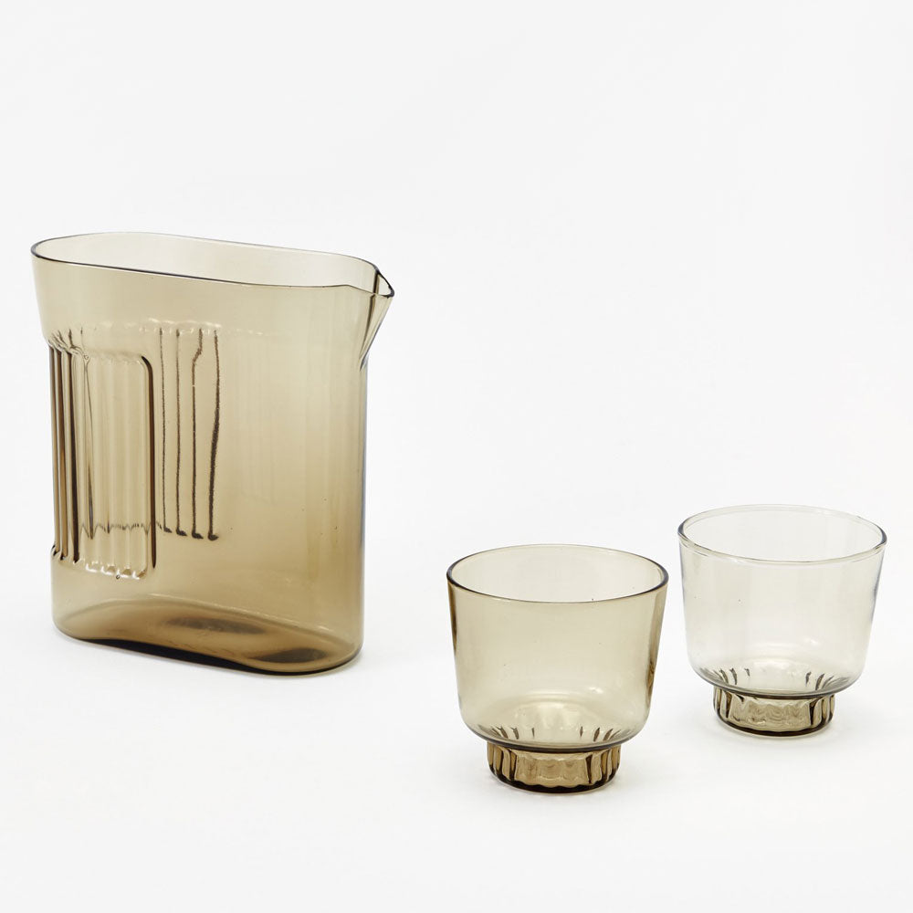 RIDGE KITCHEN PITCHER | GLAS-KARAFFE | Visibiltiy | Areaware - Charles & Marie