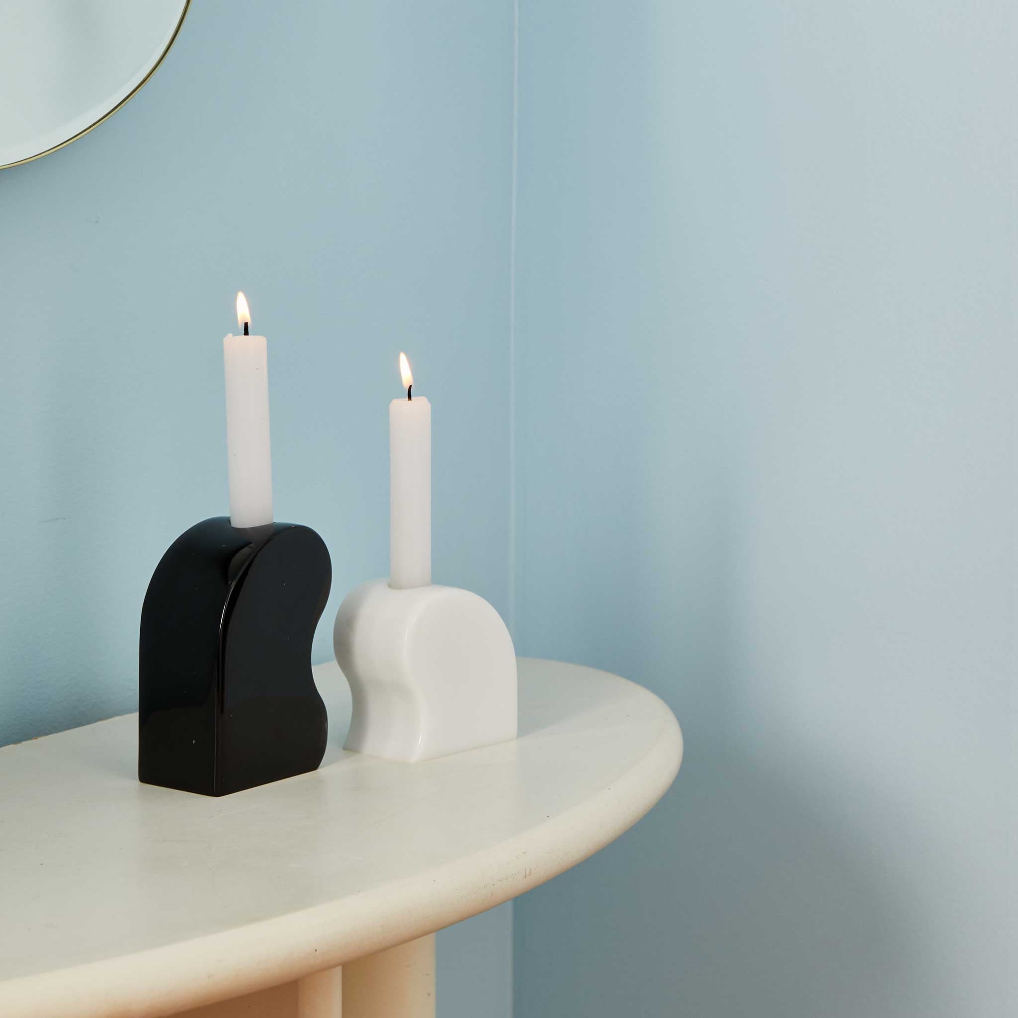 SEYMOUR | Deux BOUGIES | Objets pour objets | Sont conscients