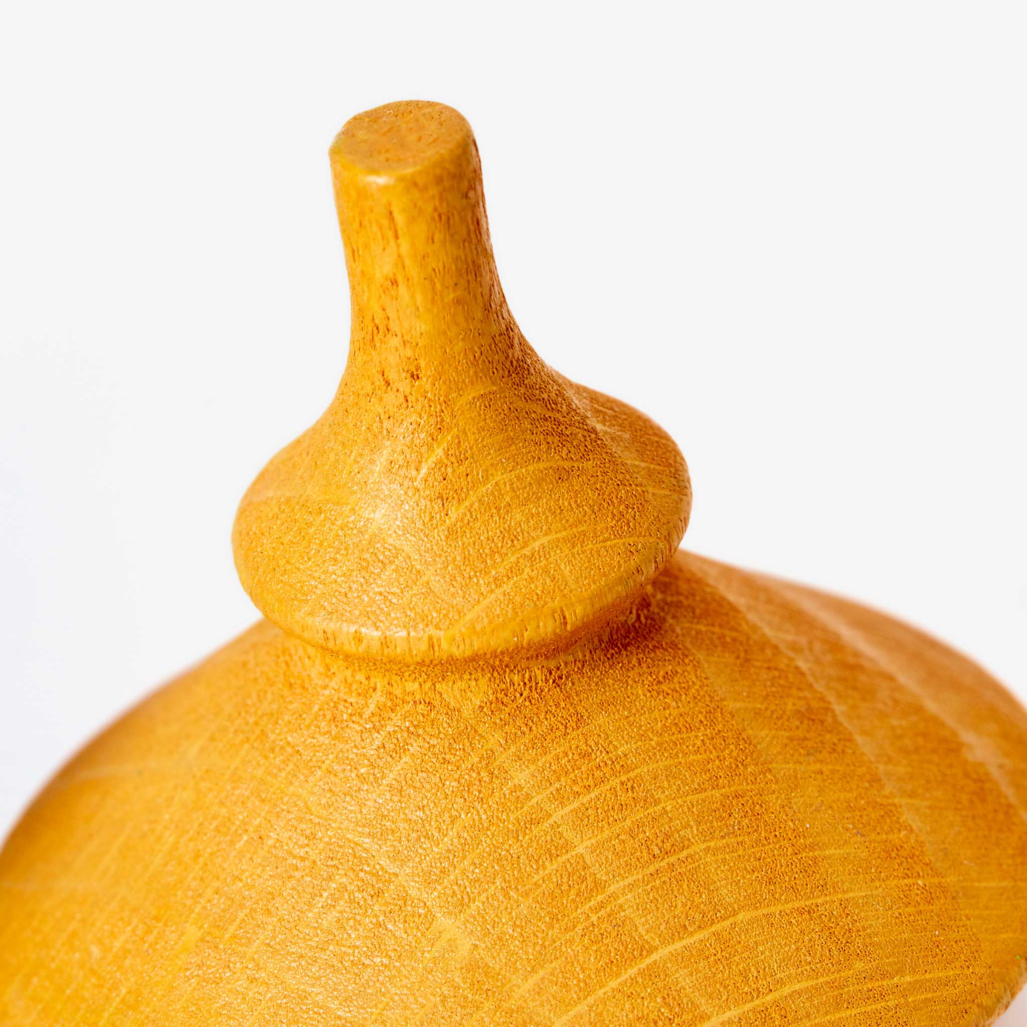 SPINNING TOPS | Holz-KREISEL | 5er Set vers. Farben & Formen | Pat Kim | Areaware