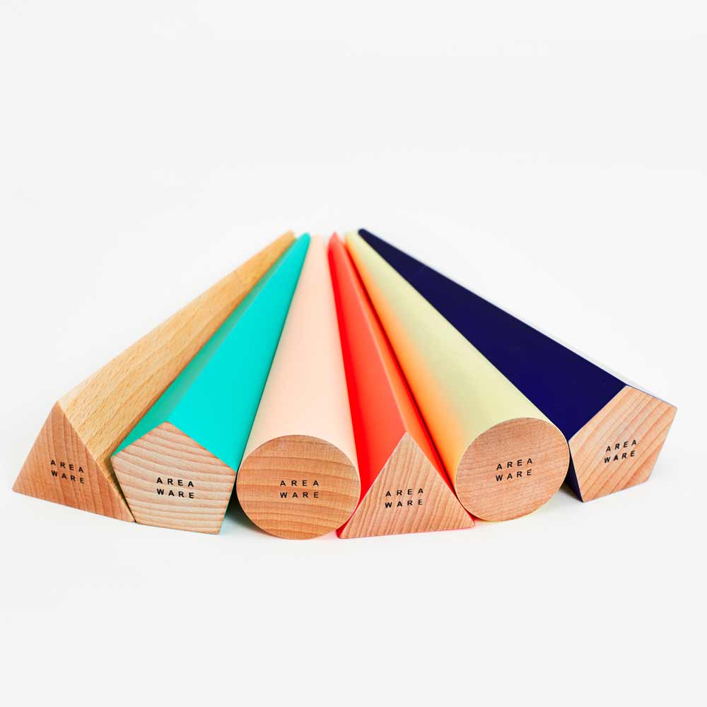 STYLOS DEBOUT | STYLO À BILLE en bois | Clara von Zweigbergk | Sont conscients