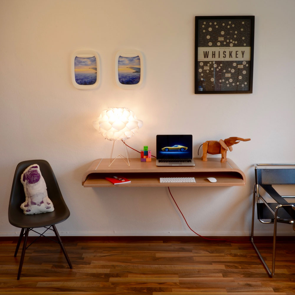 The WALLDESK | schwebender WAND-SCHREIBTISCH - Charles & Marie