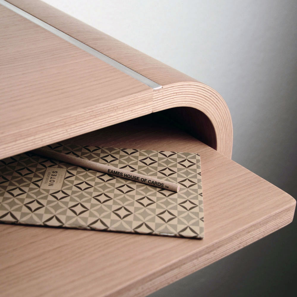 The WALLDESK | schwebender WAND-SCHREIBTISCH - Charles & Marie