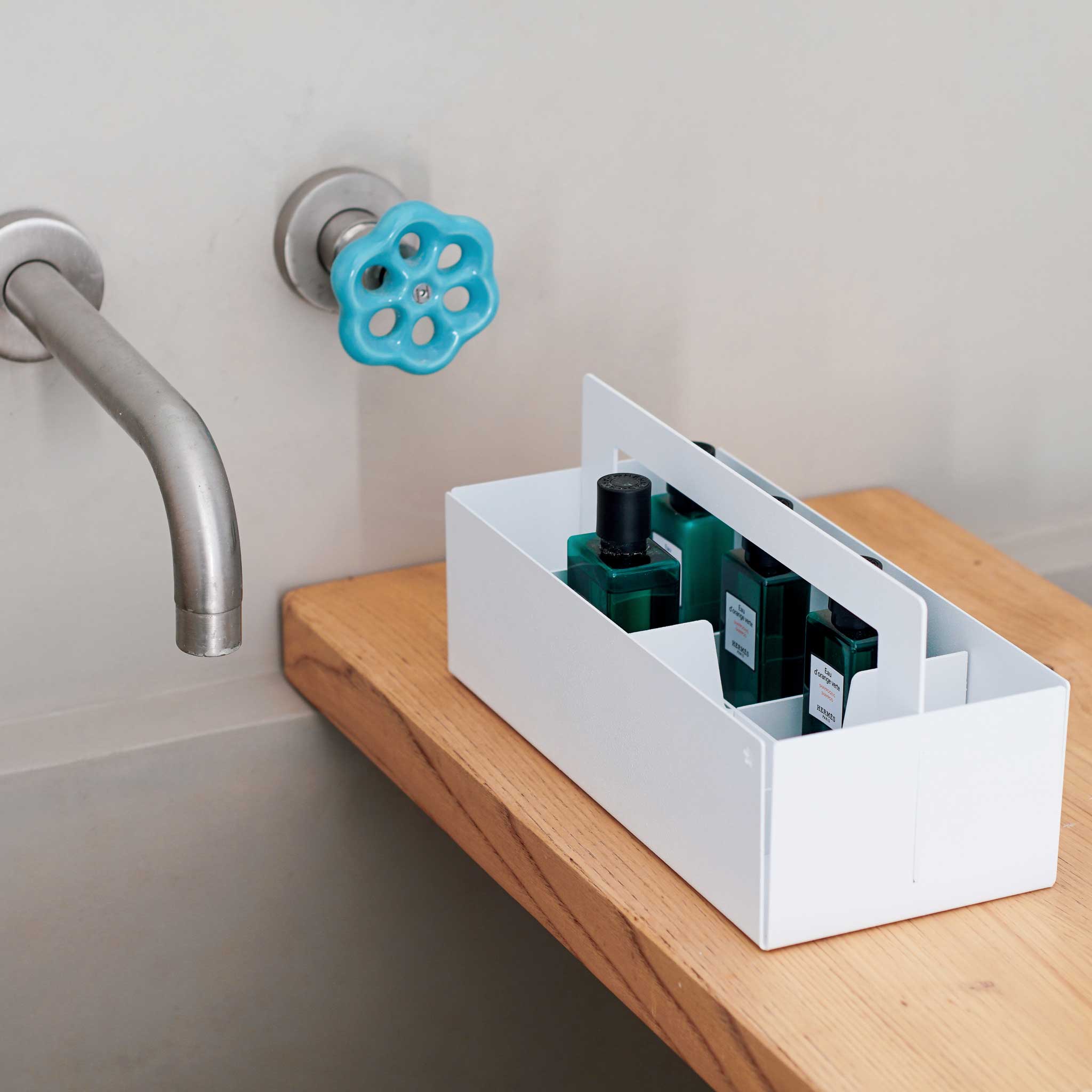 TOOLBOX | ORGANIZER | Roman Luyken | Peppermint Products - Charles & Marie