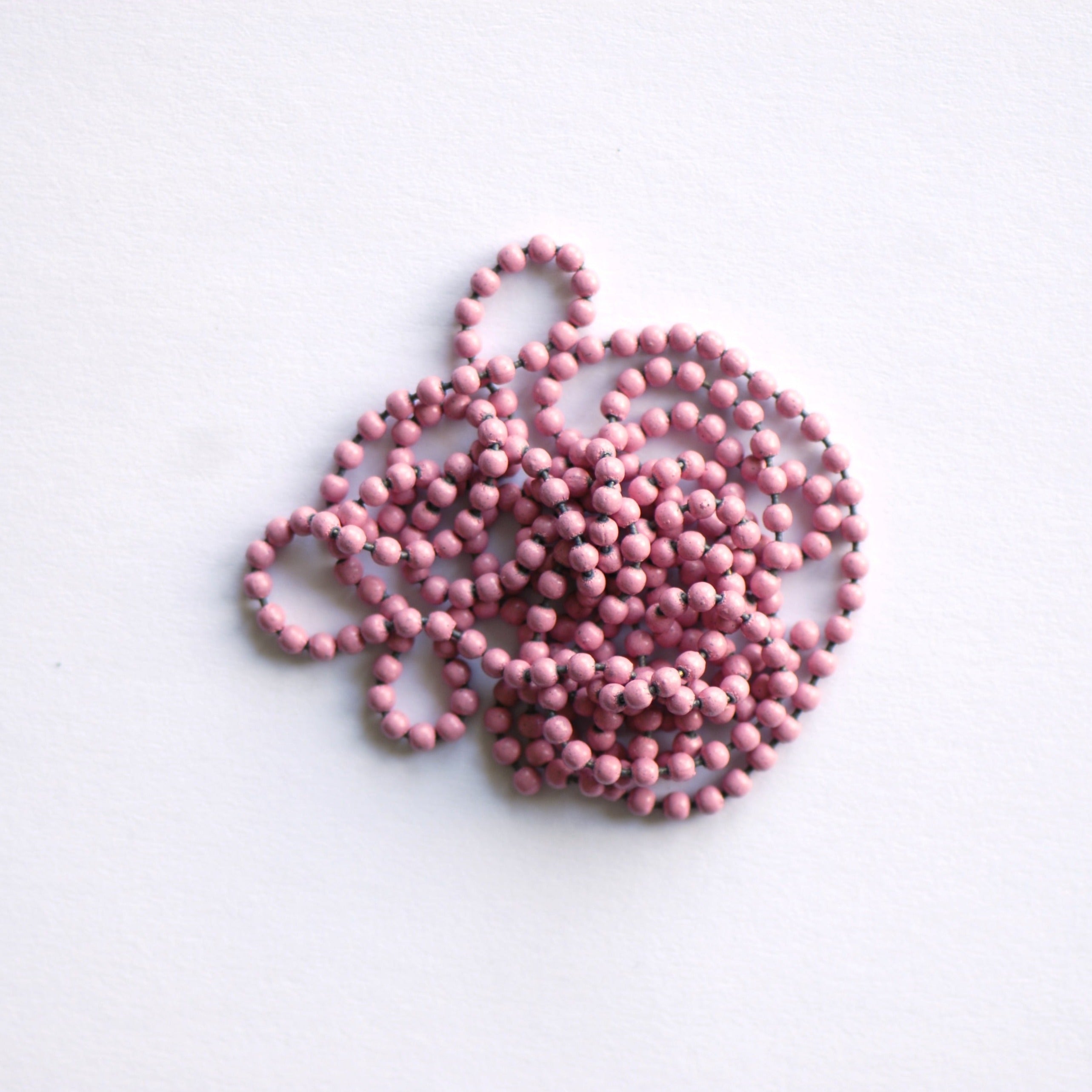 ONU | BIJOUX MAGNÉTIQUES interactifs (couleur unique) | Luis Pons