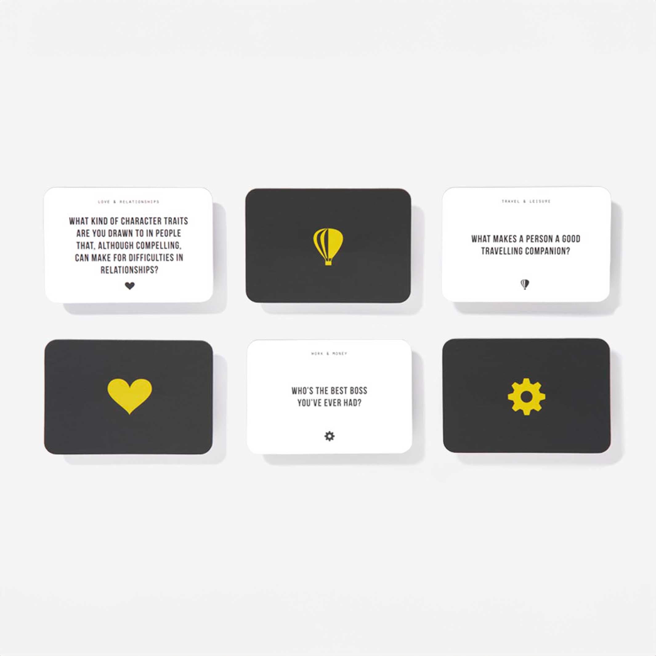 100 QUESTIONS Game | CARD GAME to spark meaningful conversations | English Edition | The School of Life