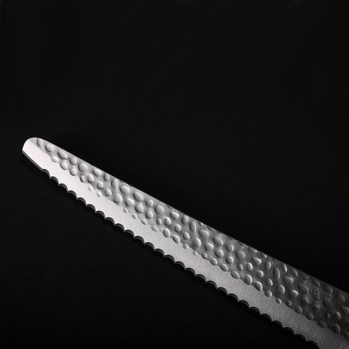 COUTEAU À PAIN Dentelé | coffret cadeau saya en bois et bambou | Lame de 20 cm | Kotai