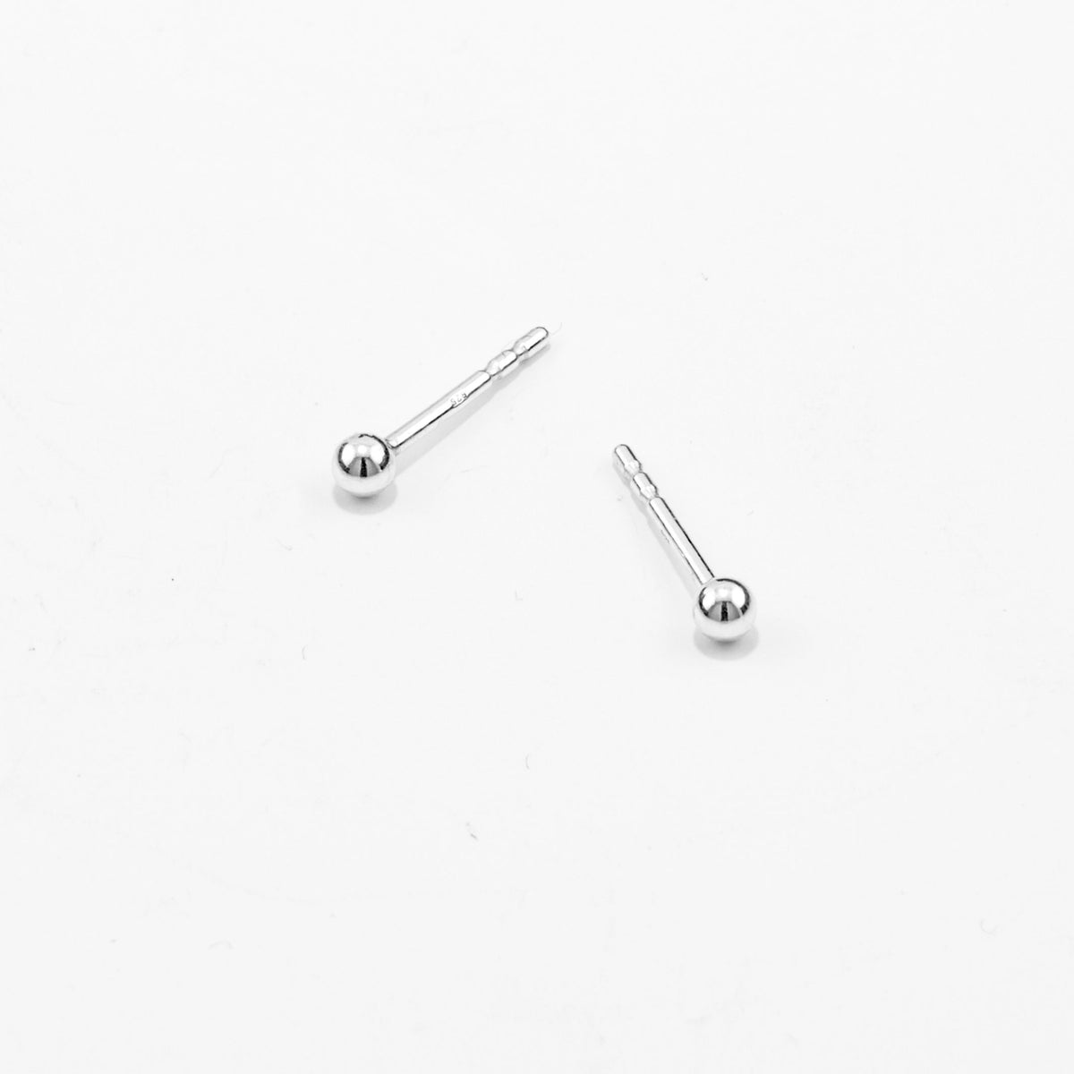 FINE SPHÈRE | CLOUS D'OREILLES en argent sterling 925 brillant | D=2,5mm | Jonathan Radetz
