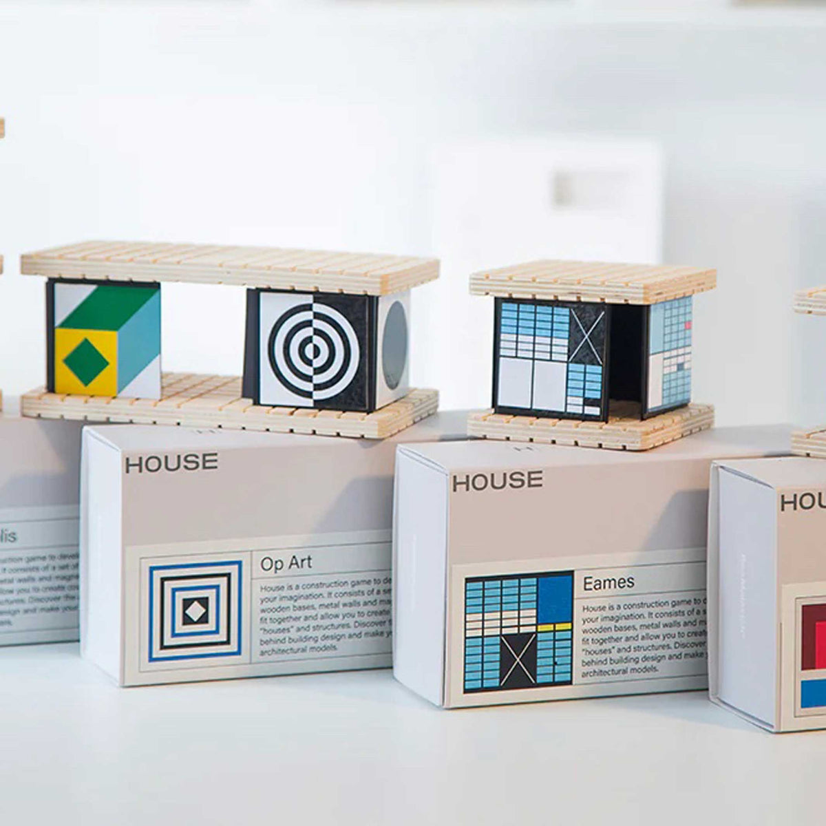 MAISON | OP-ART | Ensemble ARCHITECTURE &amp; CONSTRUCTION | Victor Vasarely | Beamalévitch