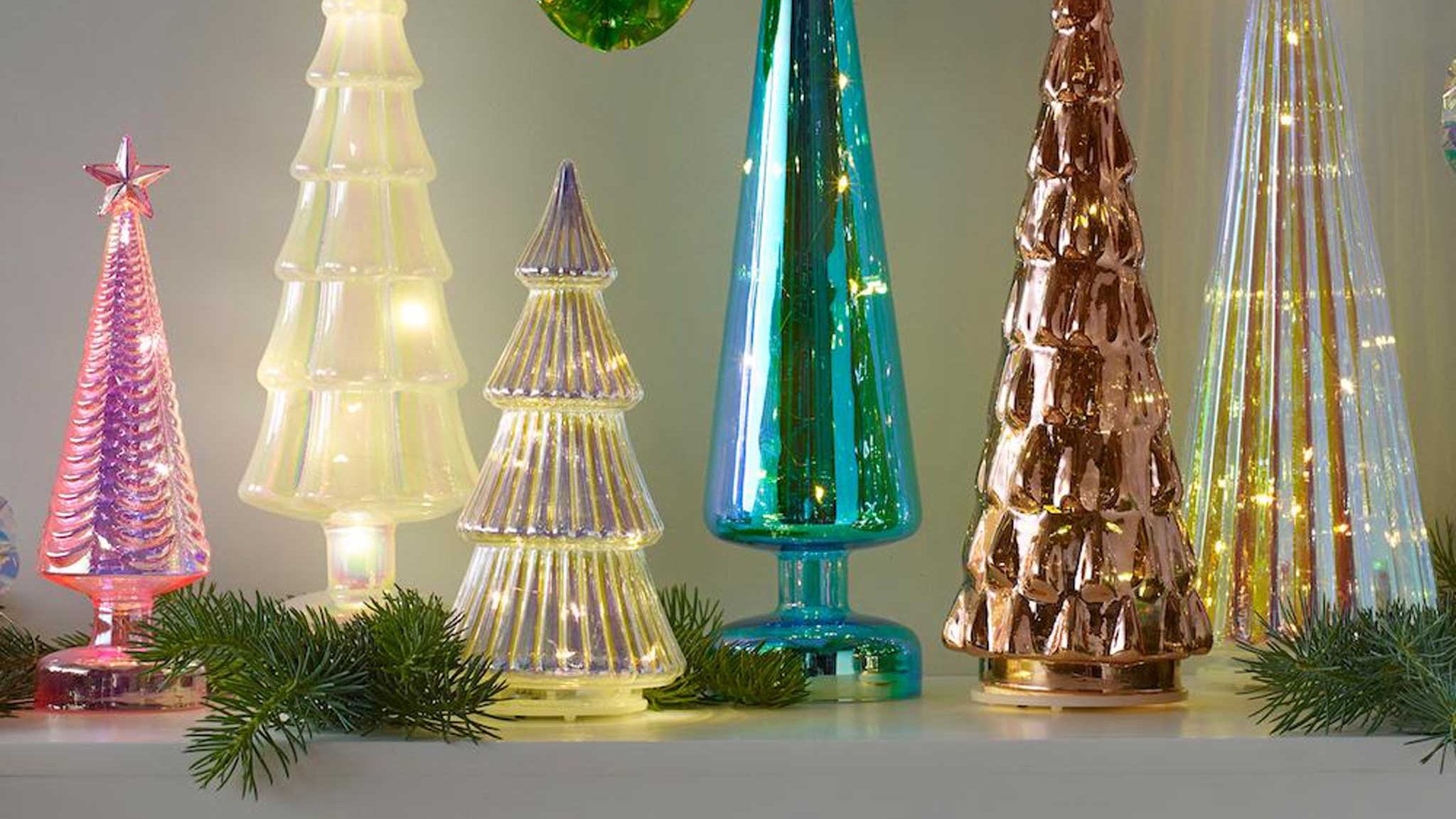 CLEAR - Glass Christmas Tree with LED lighting - 37 cm high | MoMA