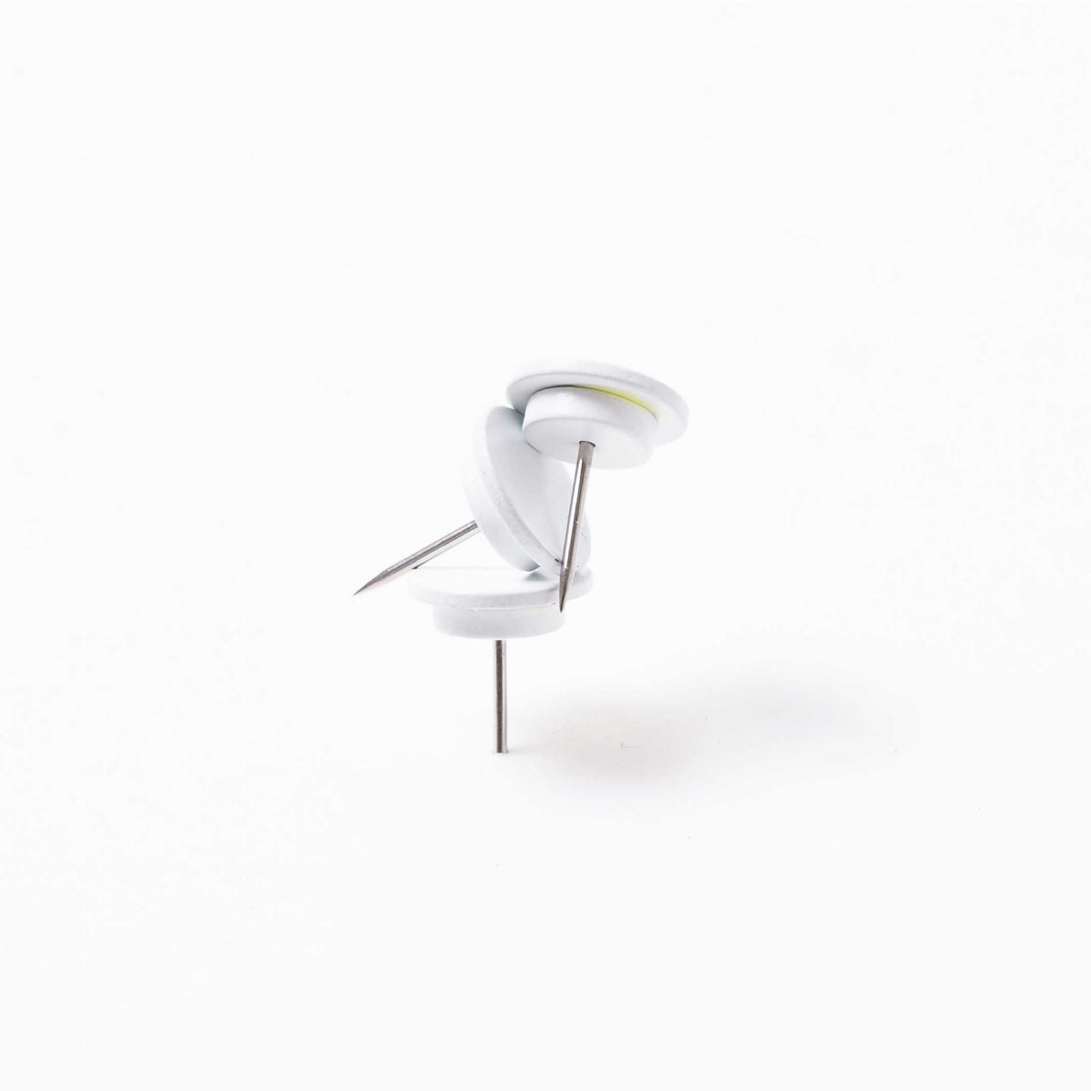 MAGNET TACK Blanc | Lot de 3 punaises magnétiques | Kosho Tsuboi | 100 pour cent