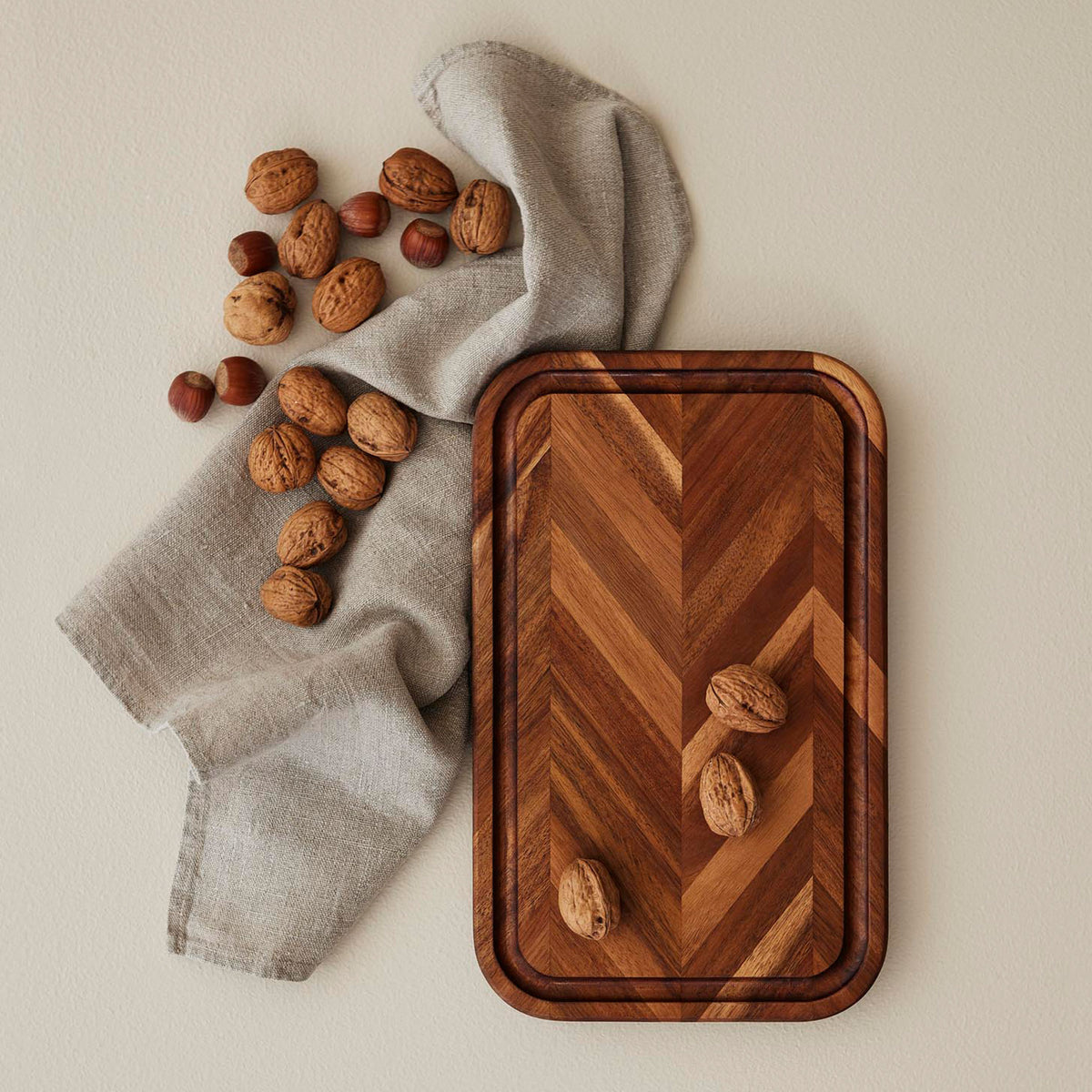 Schneidebrett "Spring Board" Klein – Akazie | Spring Copenhagen
