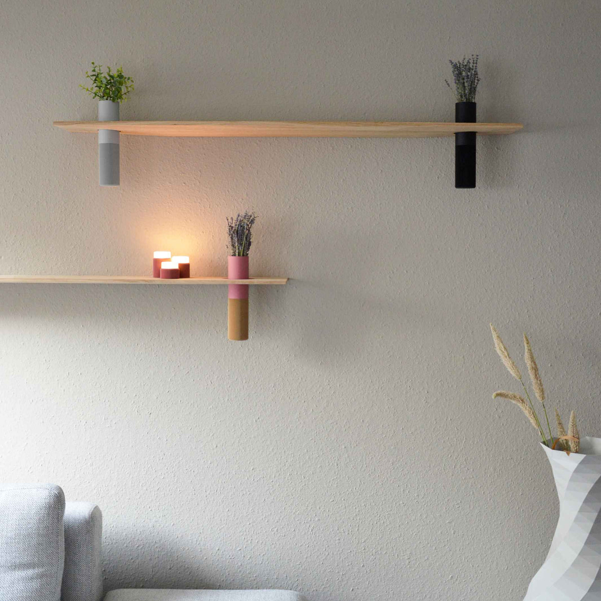 VASEBOARD M - Regal mit integrierter Vase | vaseboard