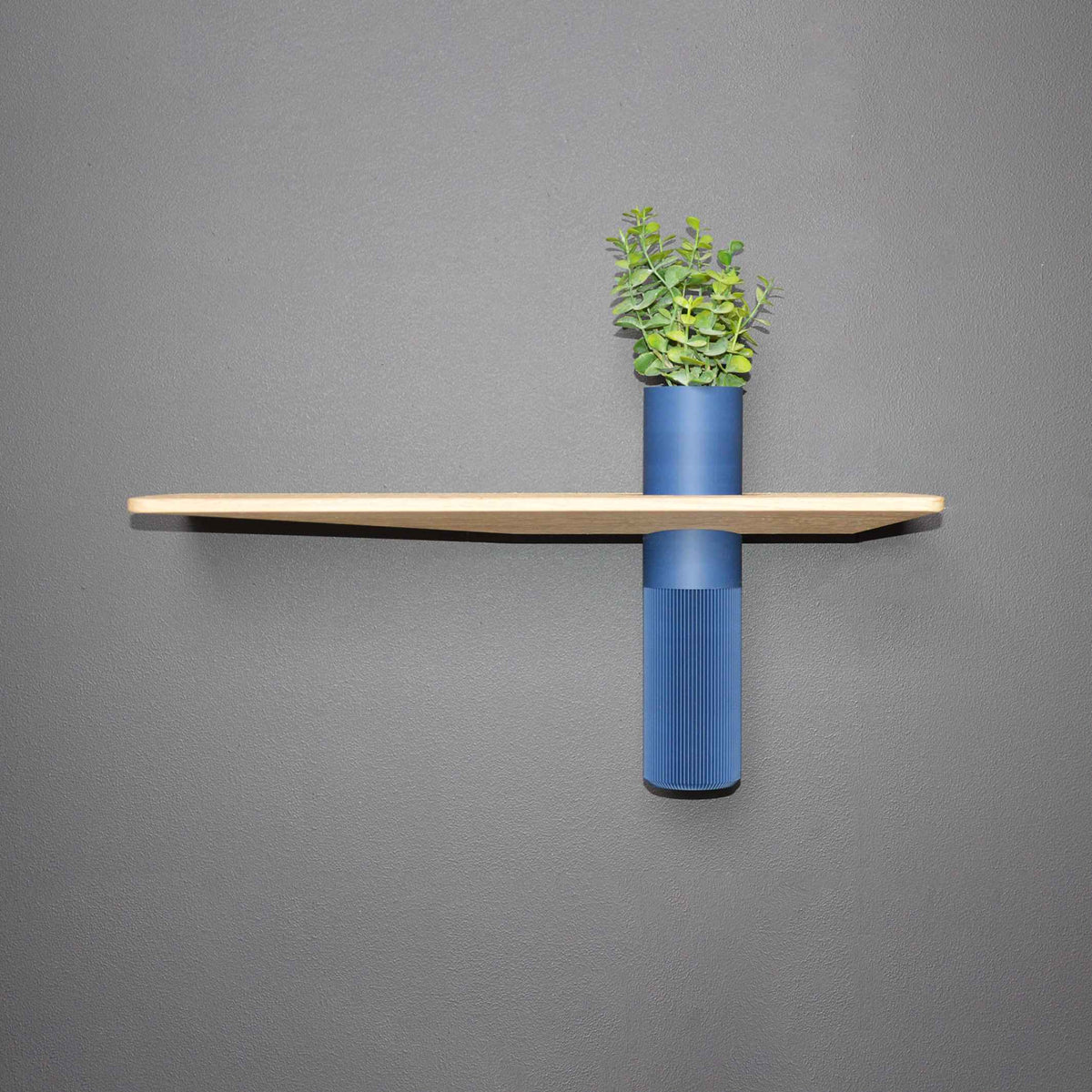 VASEBOARD M - Regal mit integrierter Vase | vaseboard