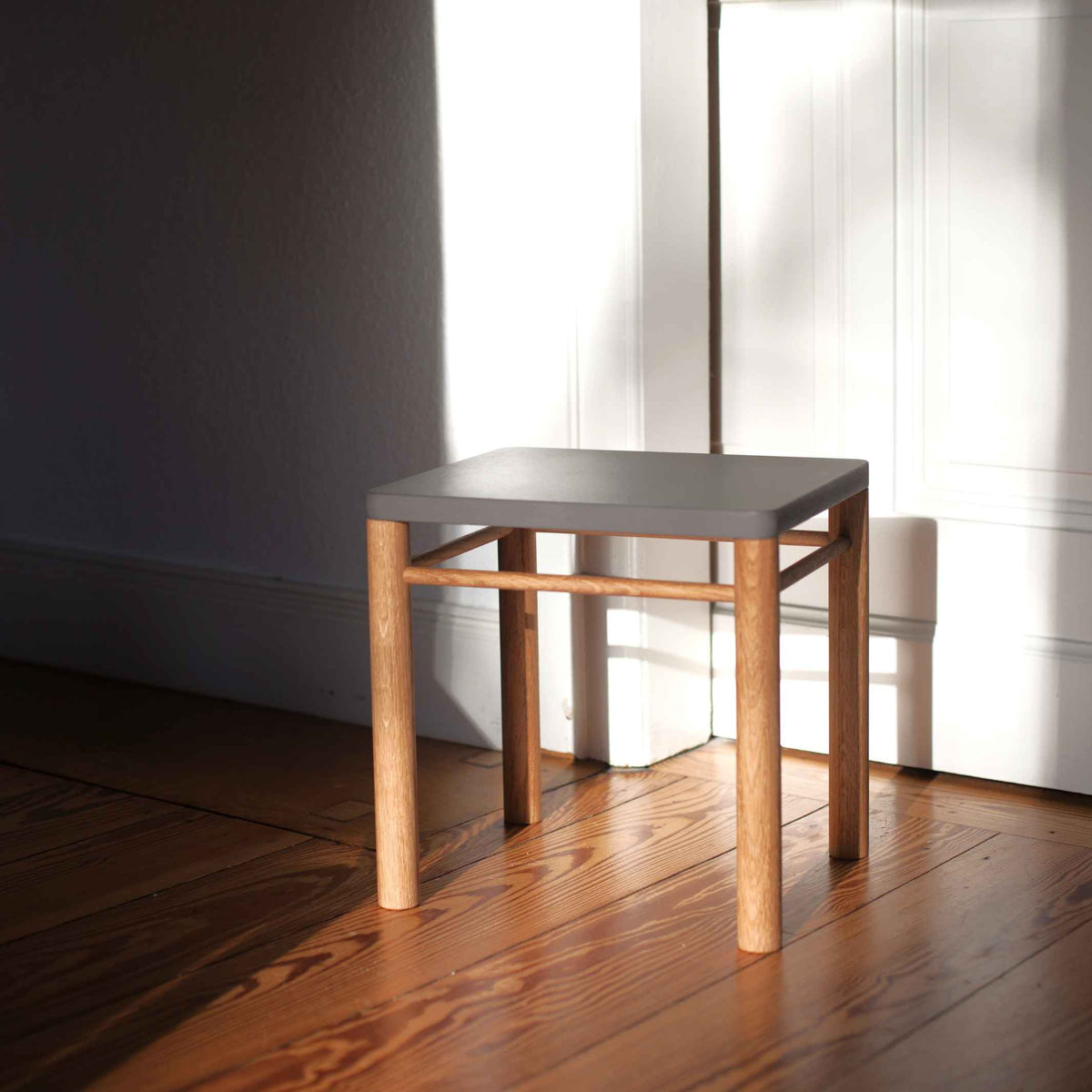 Tabouret enfant - FÉLIX - Montessori | COCLICO