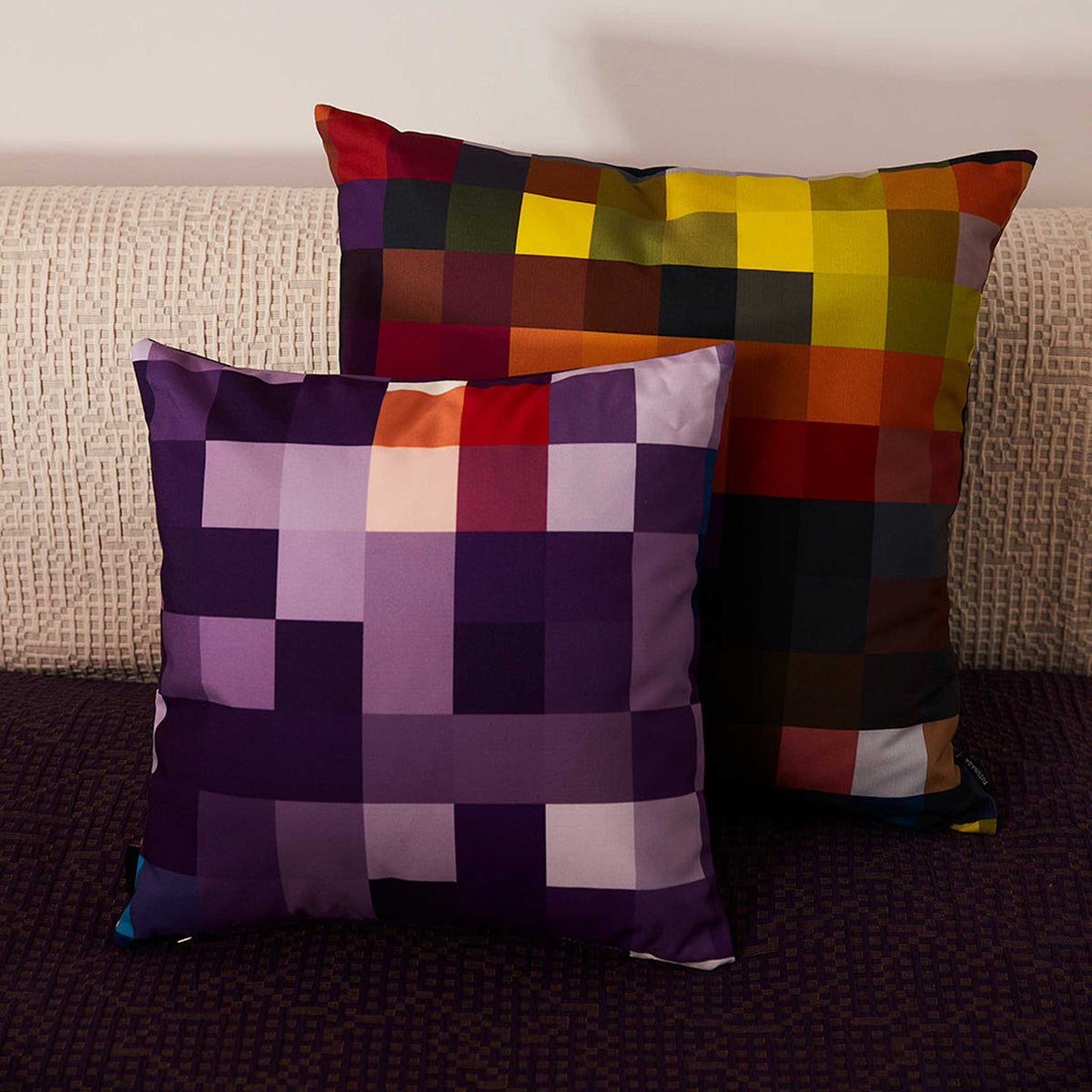 COUSSIN PIXEL VENUS - Coussin - 40x40 cm - 100% Trevira CS | Cristian Zuzunaga