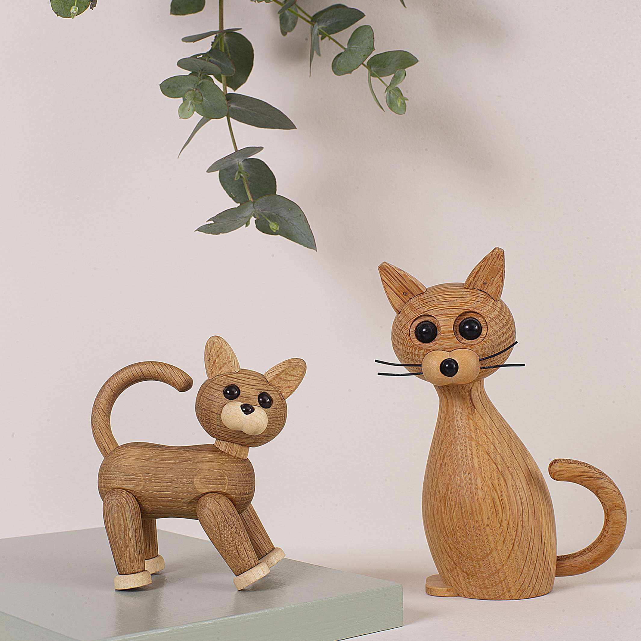 SNEAKY - Funny Wooden Kitten - Decorative Figurine | Chresten Sommer | Spring Copenhagen