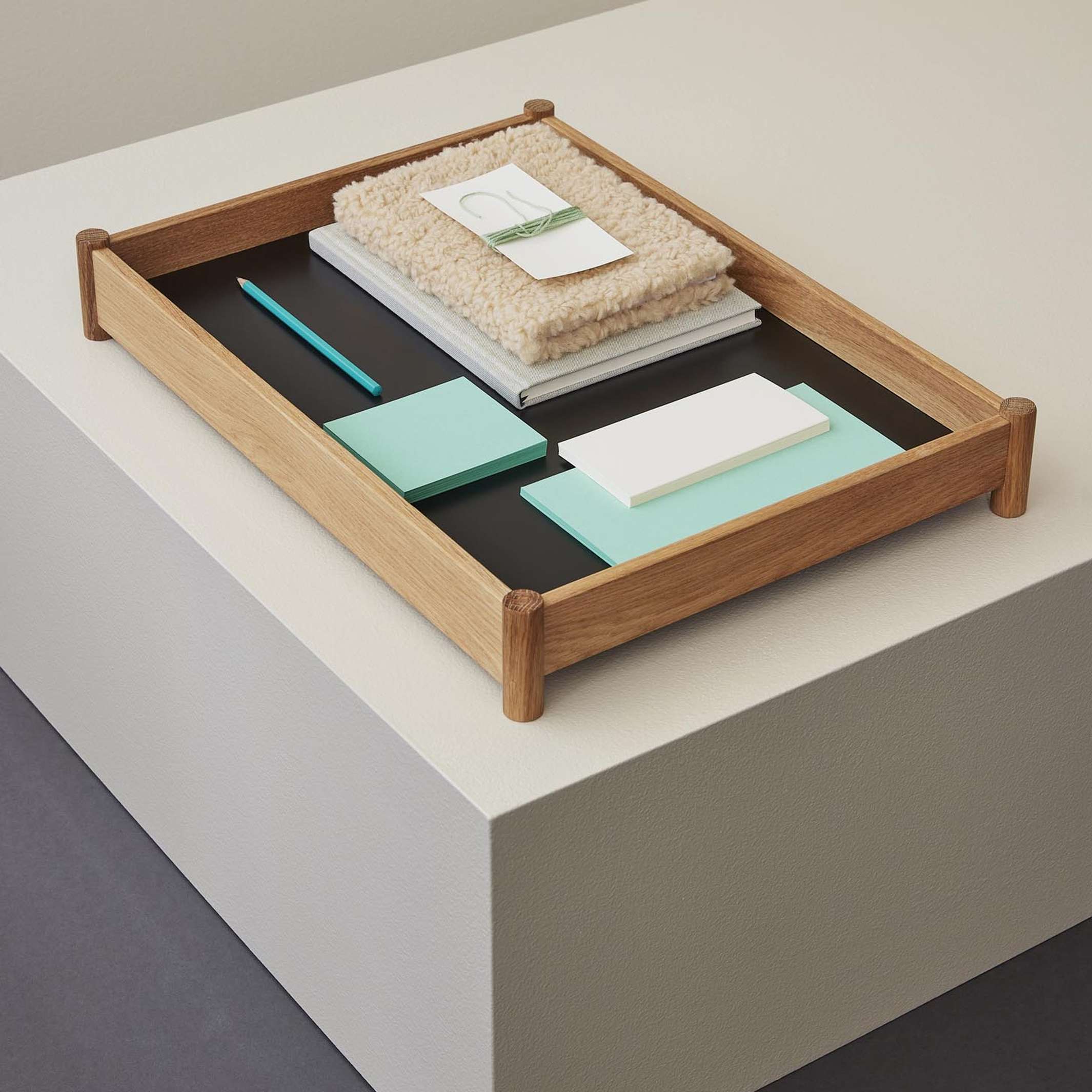 VIVA Large - Großes Serviertablett aus Holz - 52x37 cm | Allan Nøddebo | Spring Copenhagen