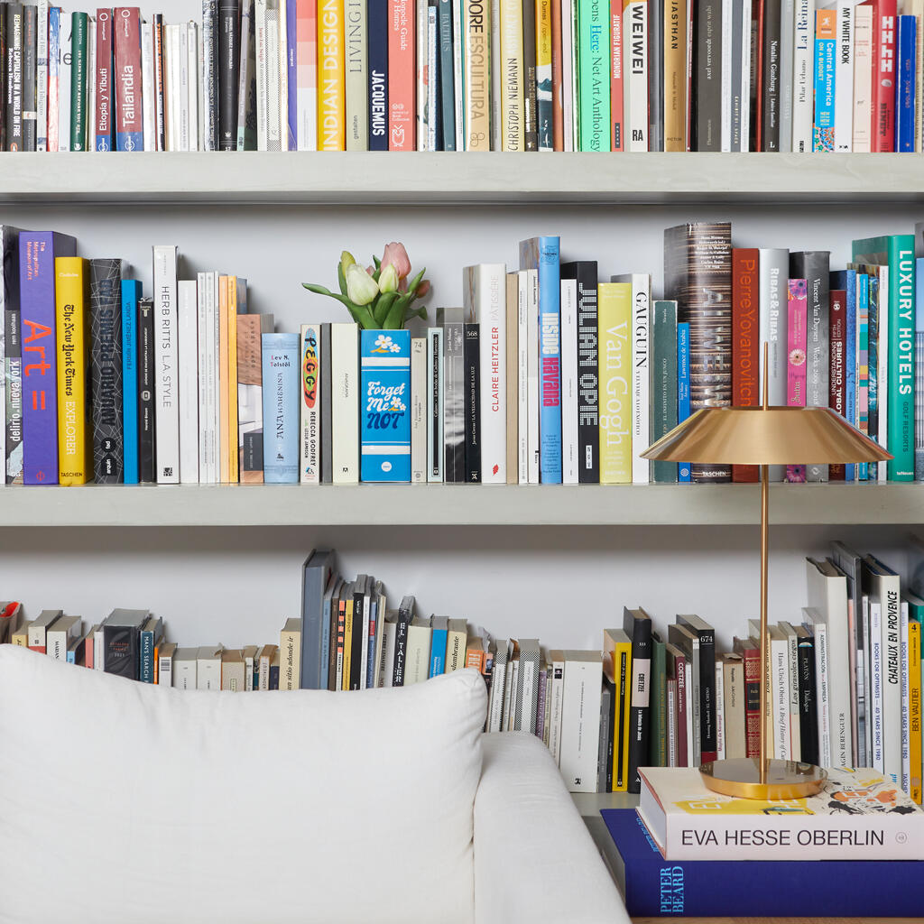 FORGET ME NOT BOOK VASE - Blue Vase in book form - H=20 cm | BALVI