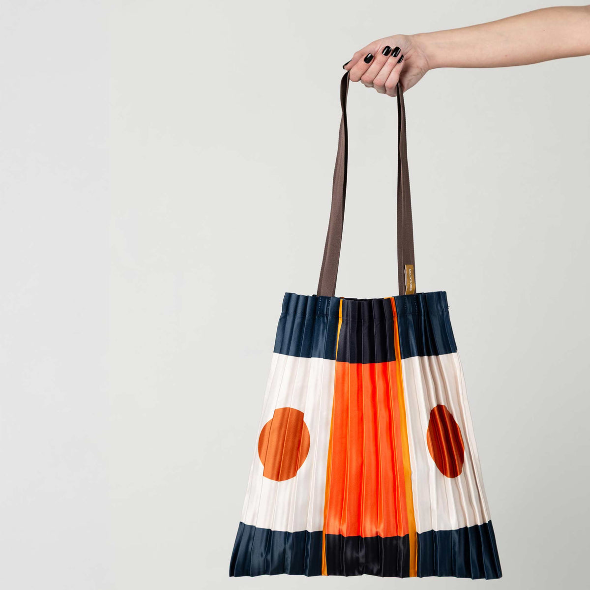 Tote Bag Pozzallo – Pleated Satin, 40×48 cm | Multitudes