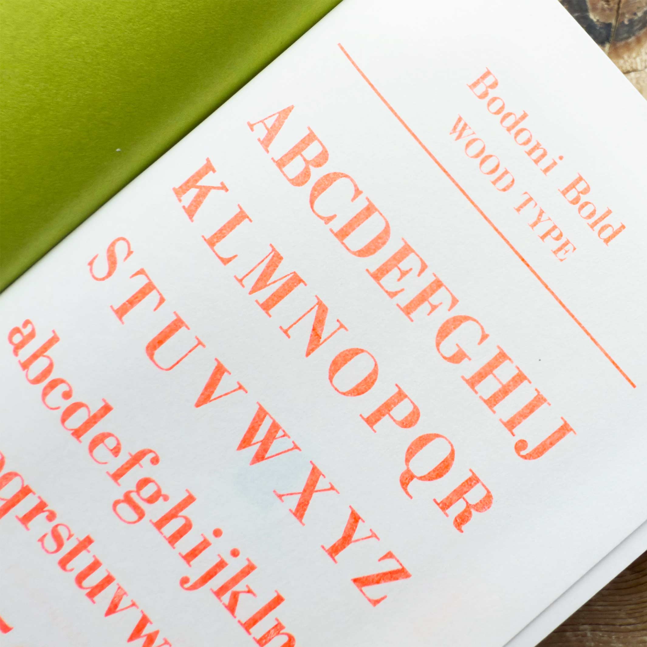 Notebook Typeface Bodoni – Japan Letterpress, A6 Fuchsia Pink | Tomigaya · Typography Gift