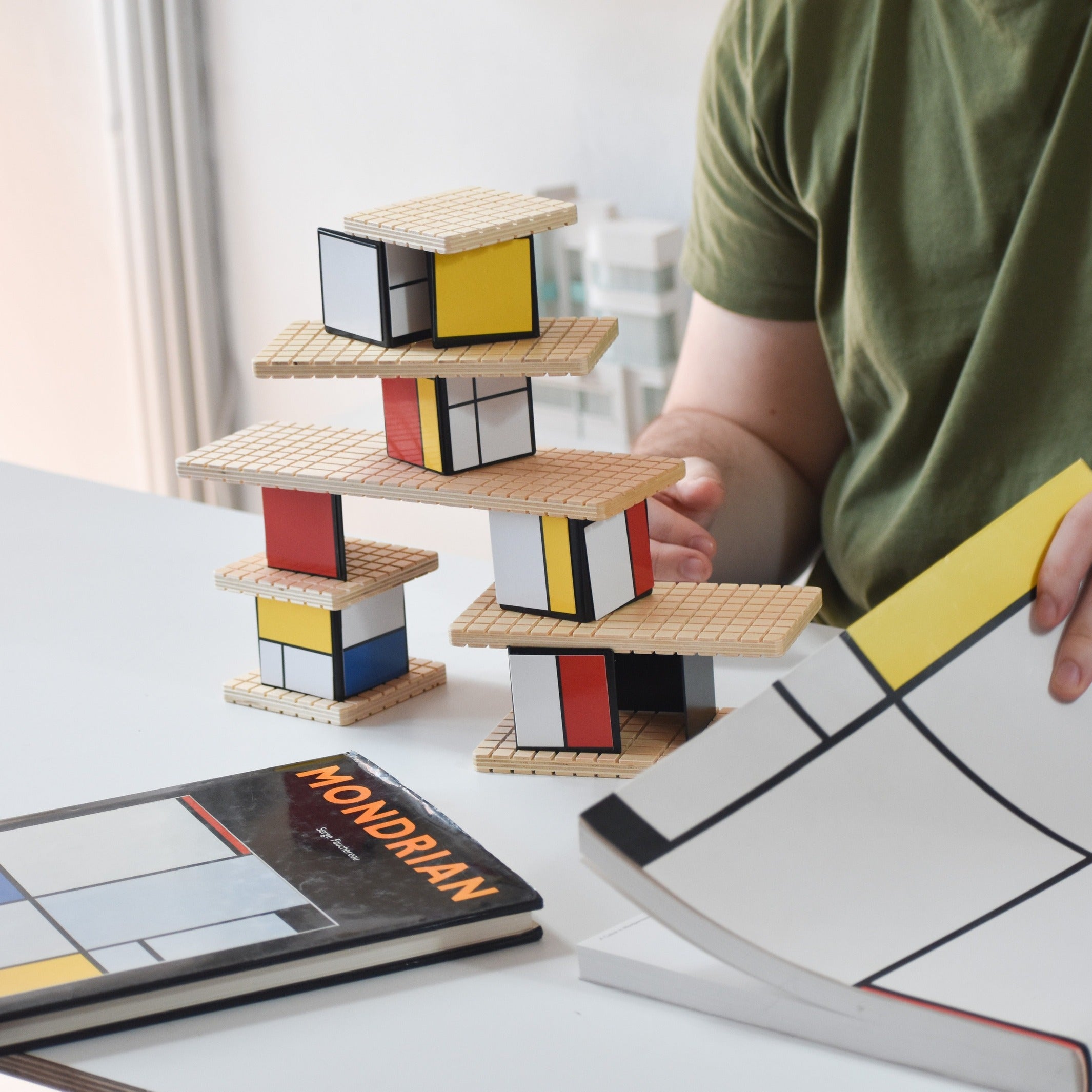 Konstruktionsspiel "House of Mondrian" – Holz · Metall | Beamalevich